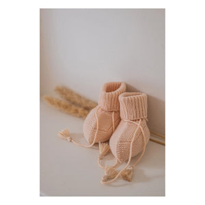 Gentil Coquelicot - Knitted Slippers and Embroidered Pouch | Nude