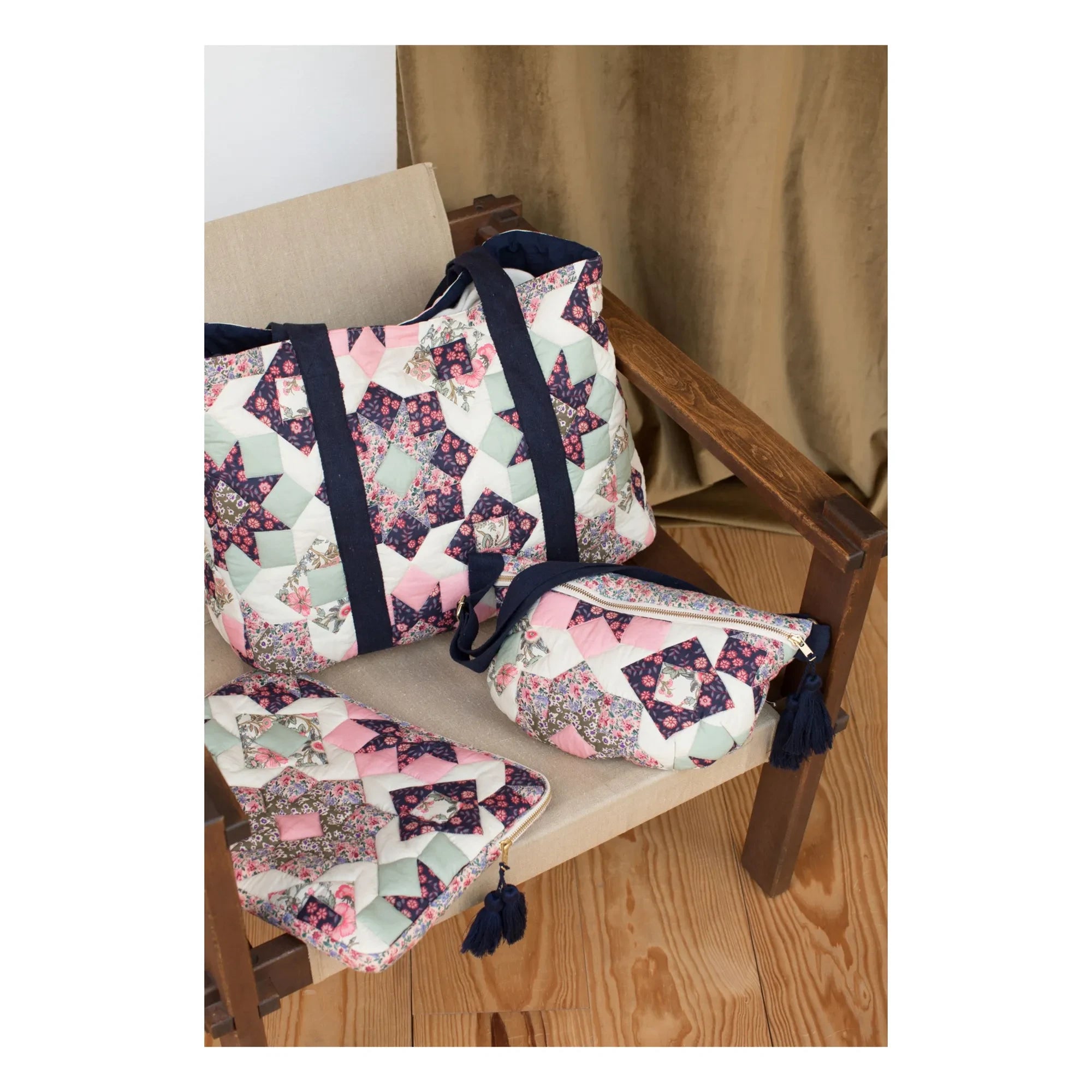 Louise Misha - Hoa Laptop Bag | Pink