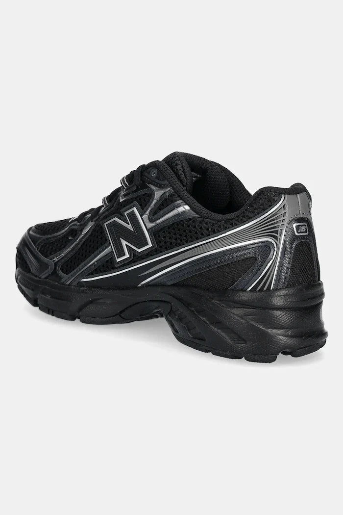 New Balance 740 Sneakers