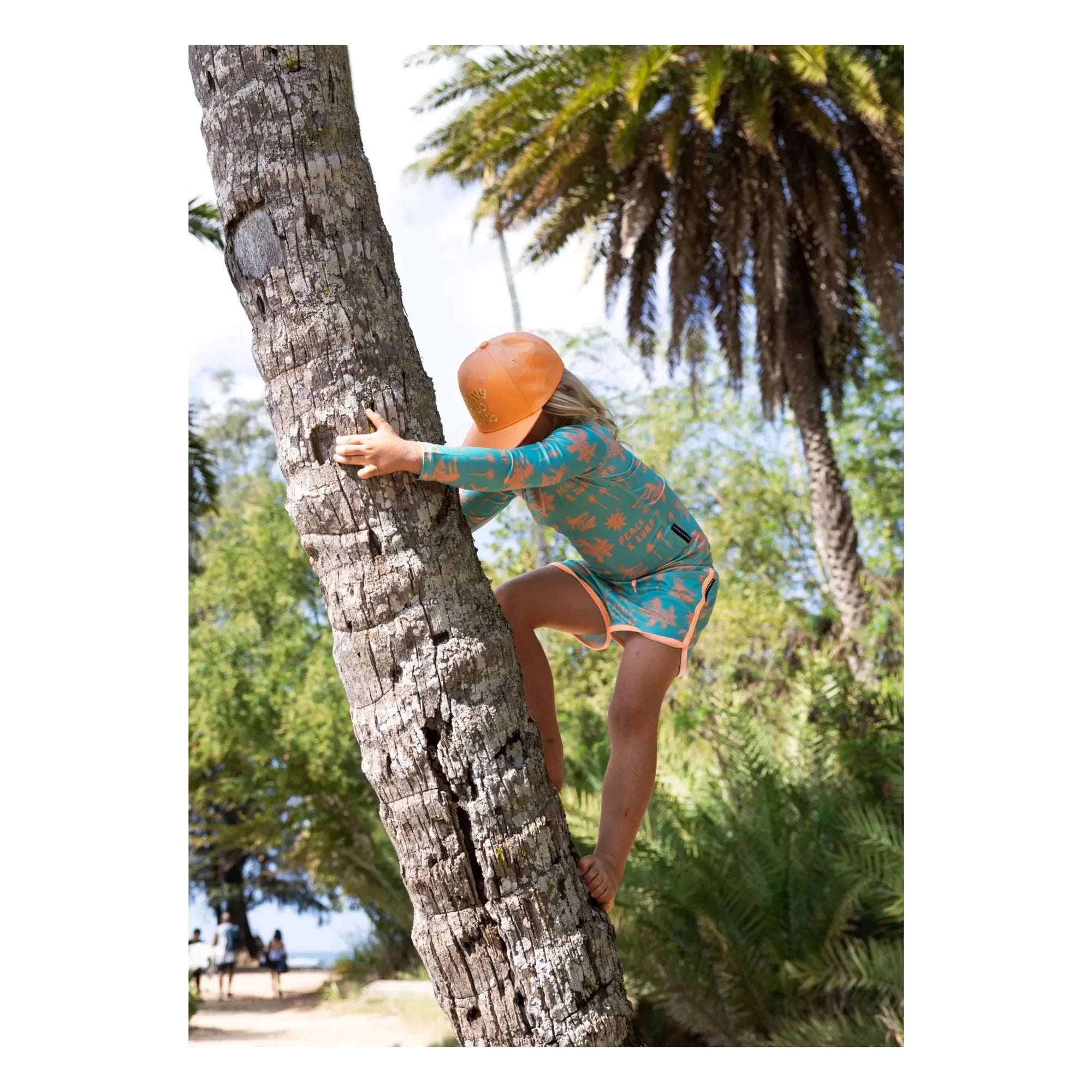 Beach & Bandits - Yaguah Catback UV Protective T-Shirt Made from Recycled Fibers | Green