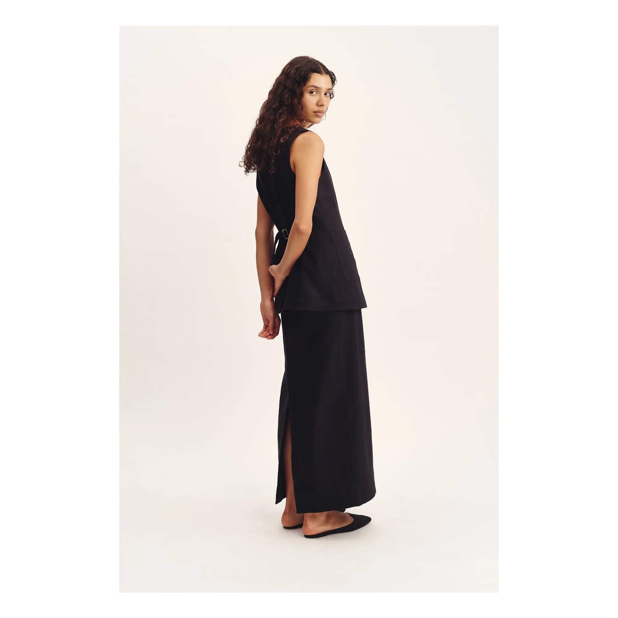 Posse - Emma Linen Sleeveless Jacket | Black