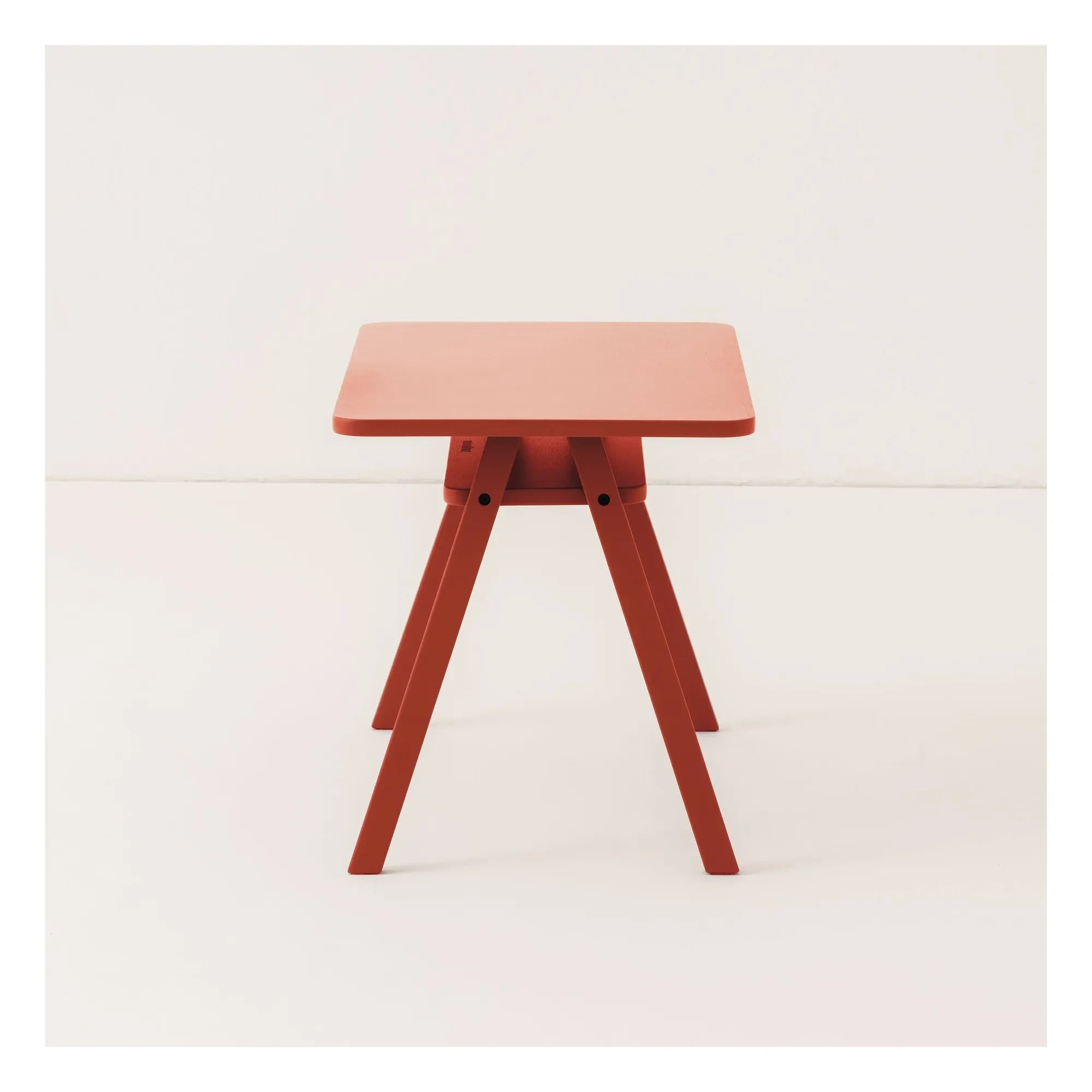 Nobodinoz - Growing Green Office | Red
