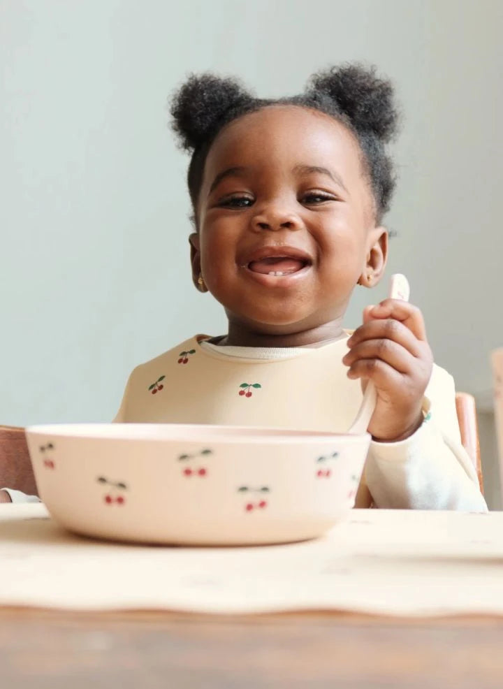 Konges Sløjd - Cherry Colored Silicone Bibs - Set of 2