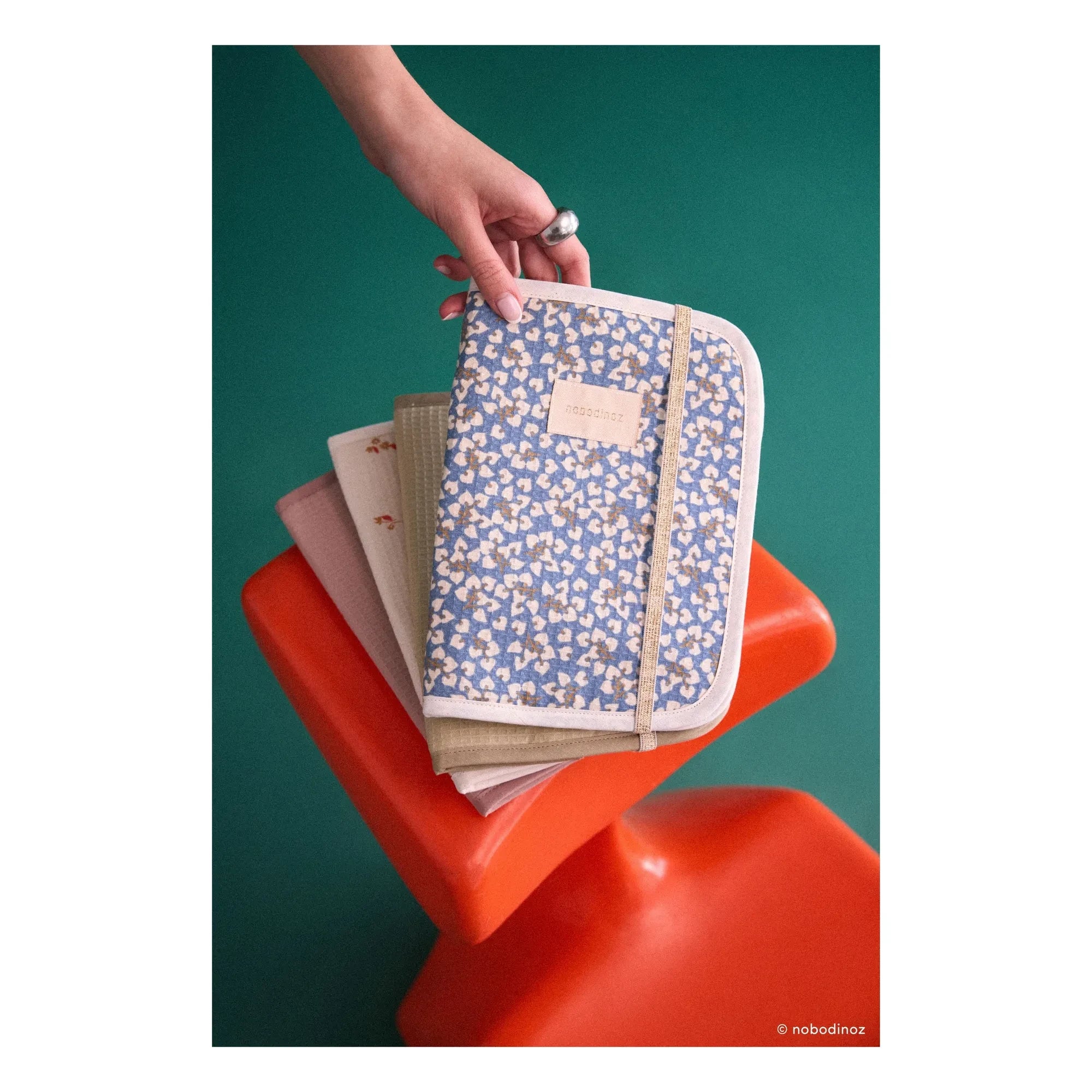 Nobodinoz - Poema Opera Laptop Sleeve | Light Pink