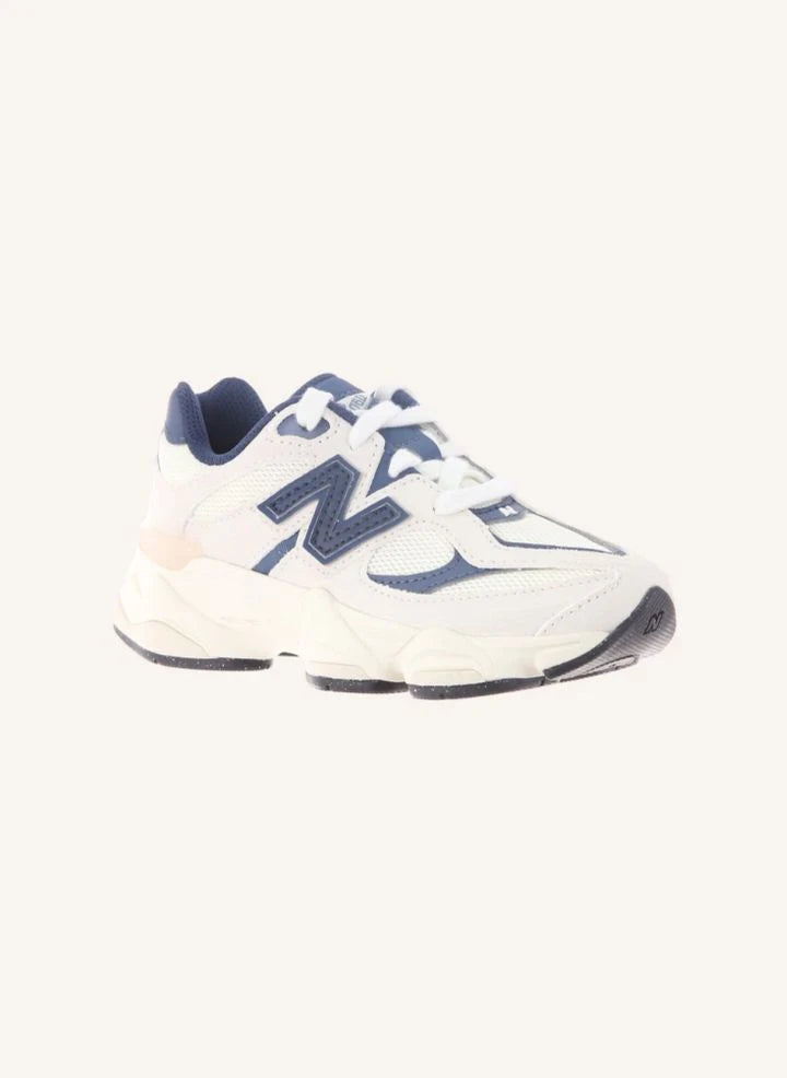 New Balance - Bağcıklı Sneaker 9060 | Lacivert