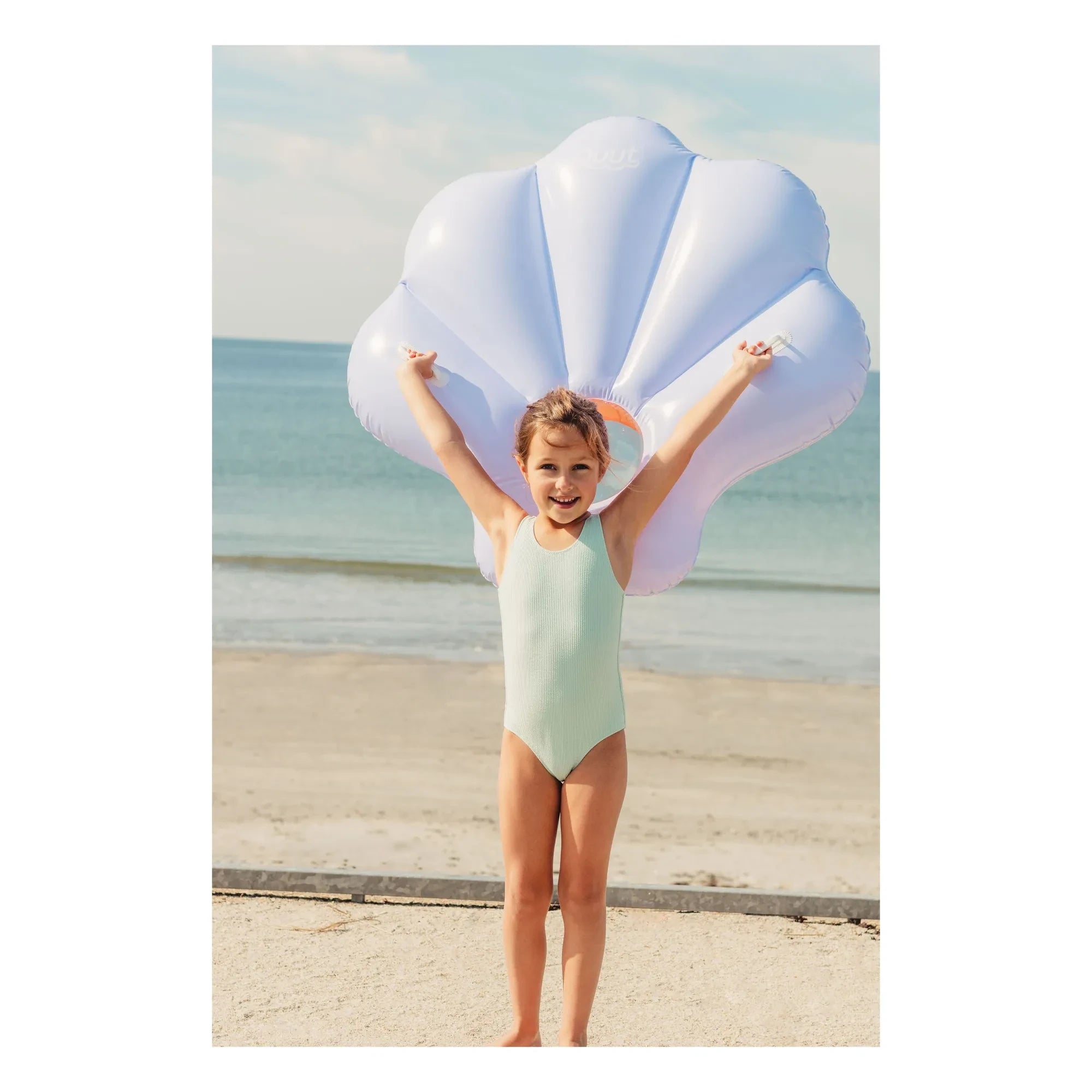 Quut - Inflatable Floating Ring Shell | Purple