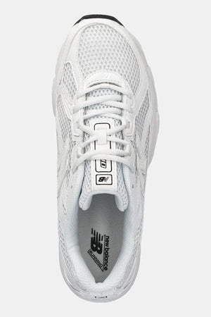 New Balance 740 Sneakers