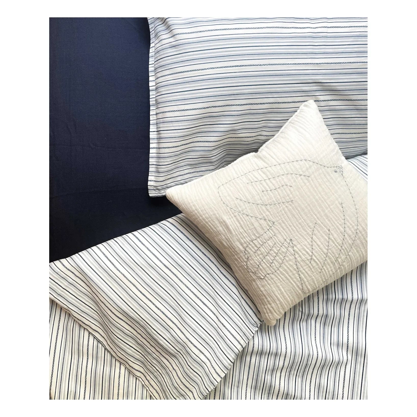 Editions Aimable - Paulette nevresim takımı | Azure Stripes Poplin