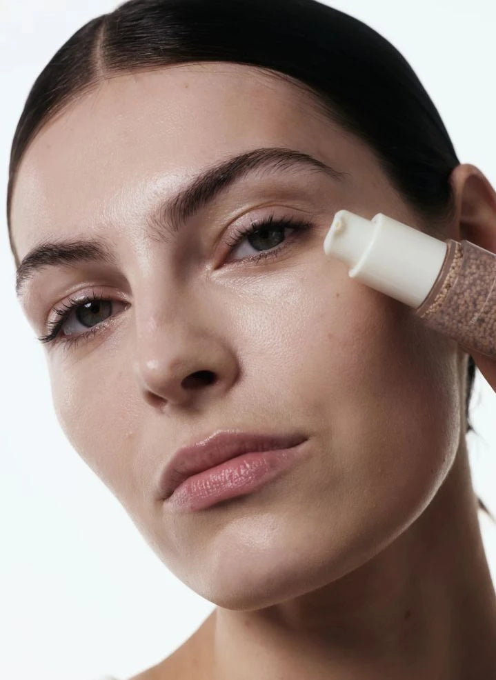 AIME - Complexion Serum - 30 ml | For light to light medium skin tones