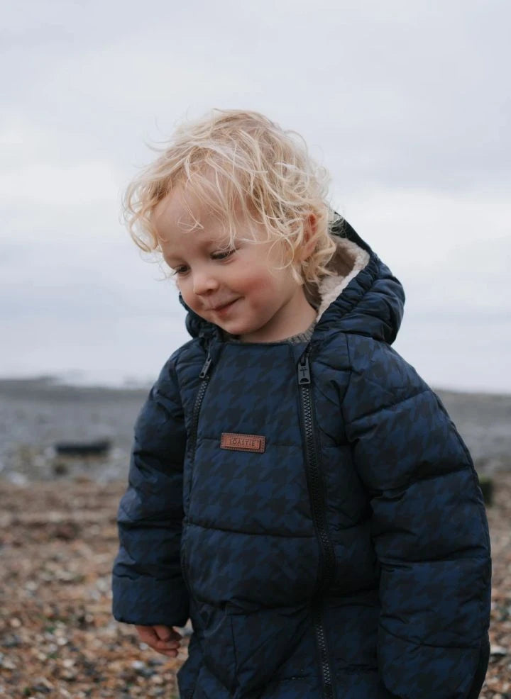 Töastie - Waterproof Houndstooth Cloud Jacket Made from Recycled Fibers | Blue