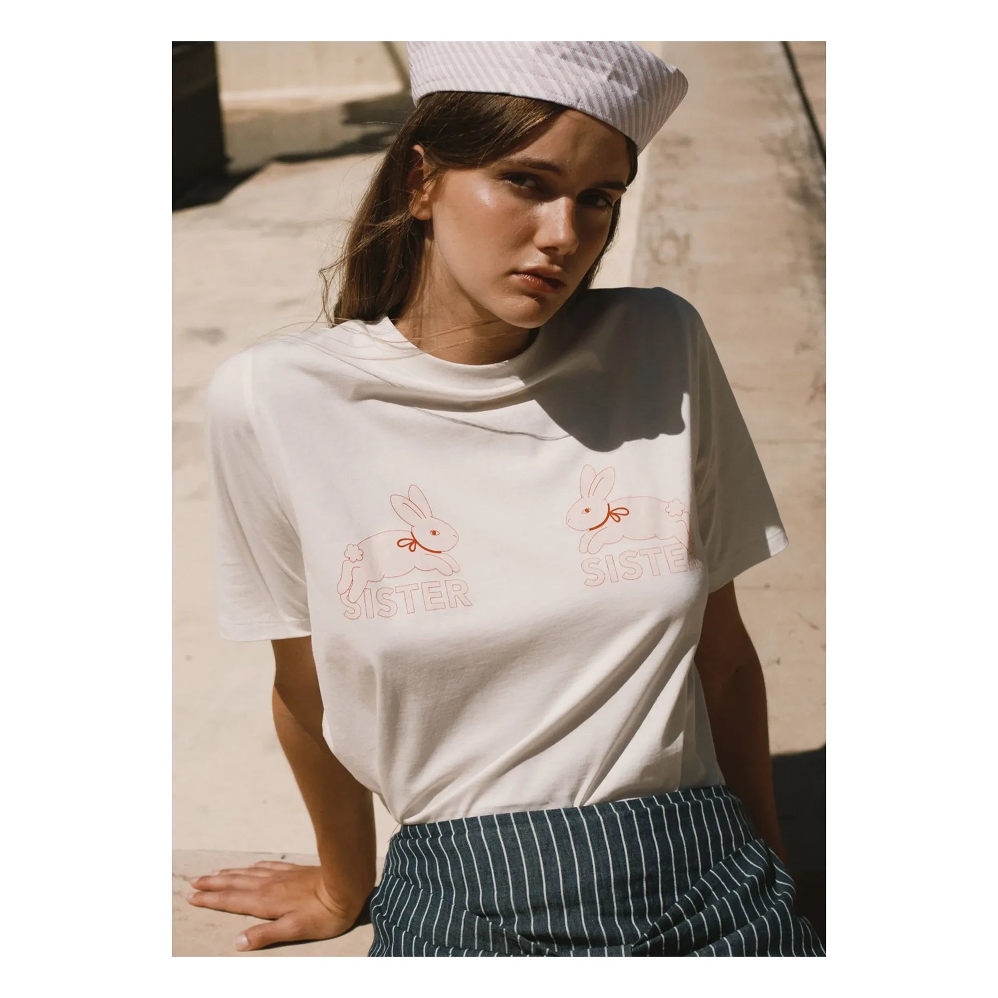The Tiny Big Sister - Organic Cotton Bunny T-Shirt | Off White