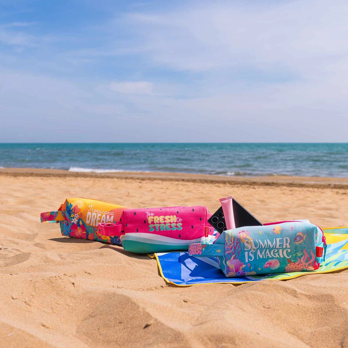 Legami - Summer is Magic Thermal Beach Small Bag