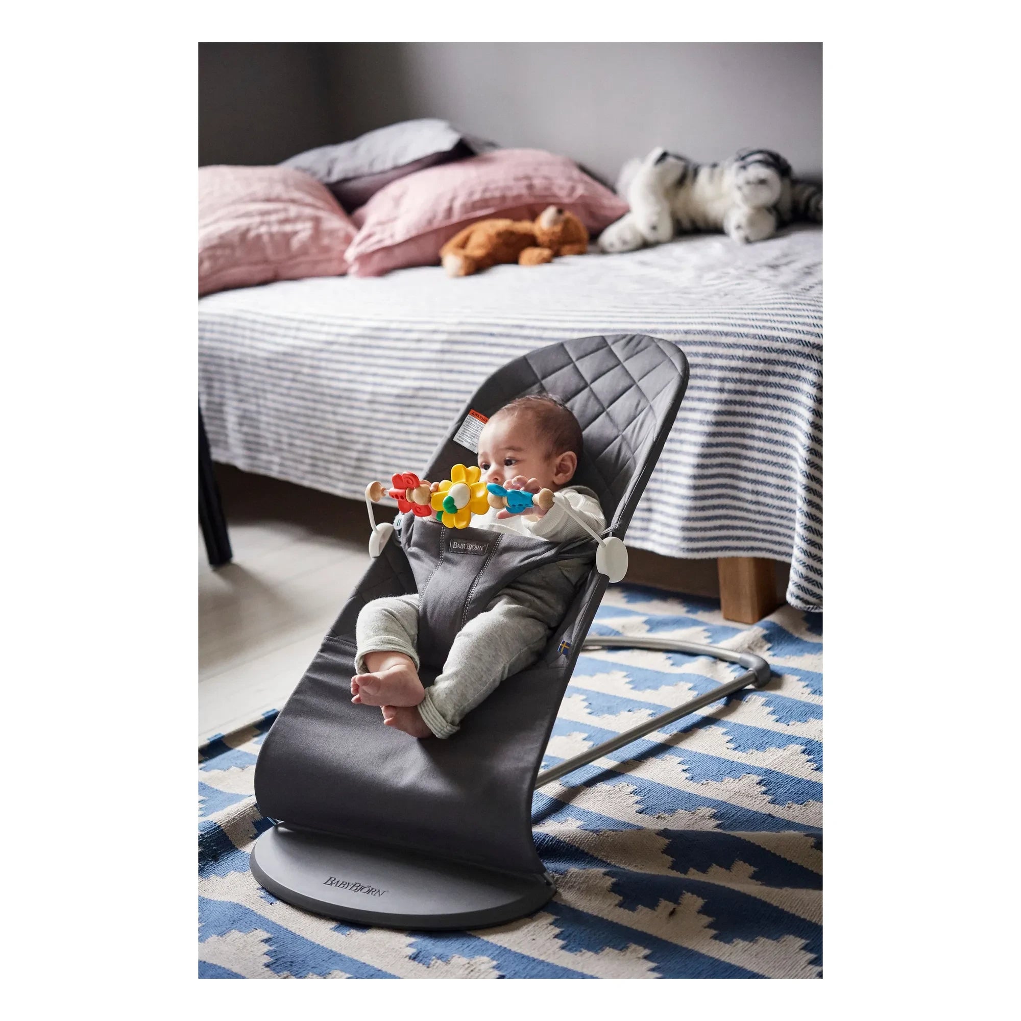 BabyBjörn - Padded Cotton Bliss Lounger | Charcoal Gray