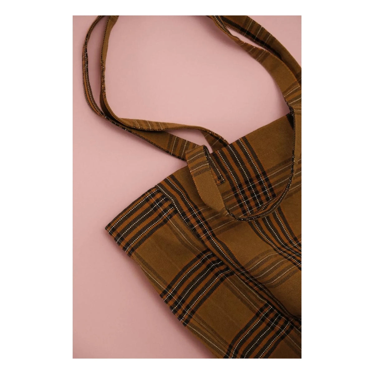 Rose in April - Elisabeth Echeveria Tote Bag | Brown