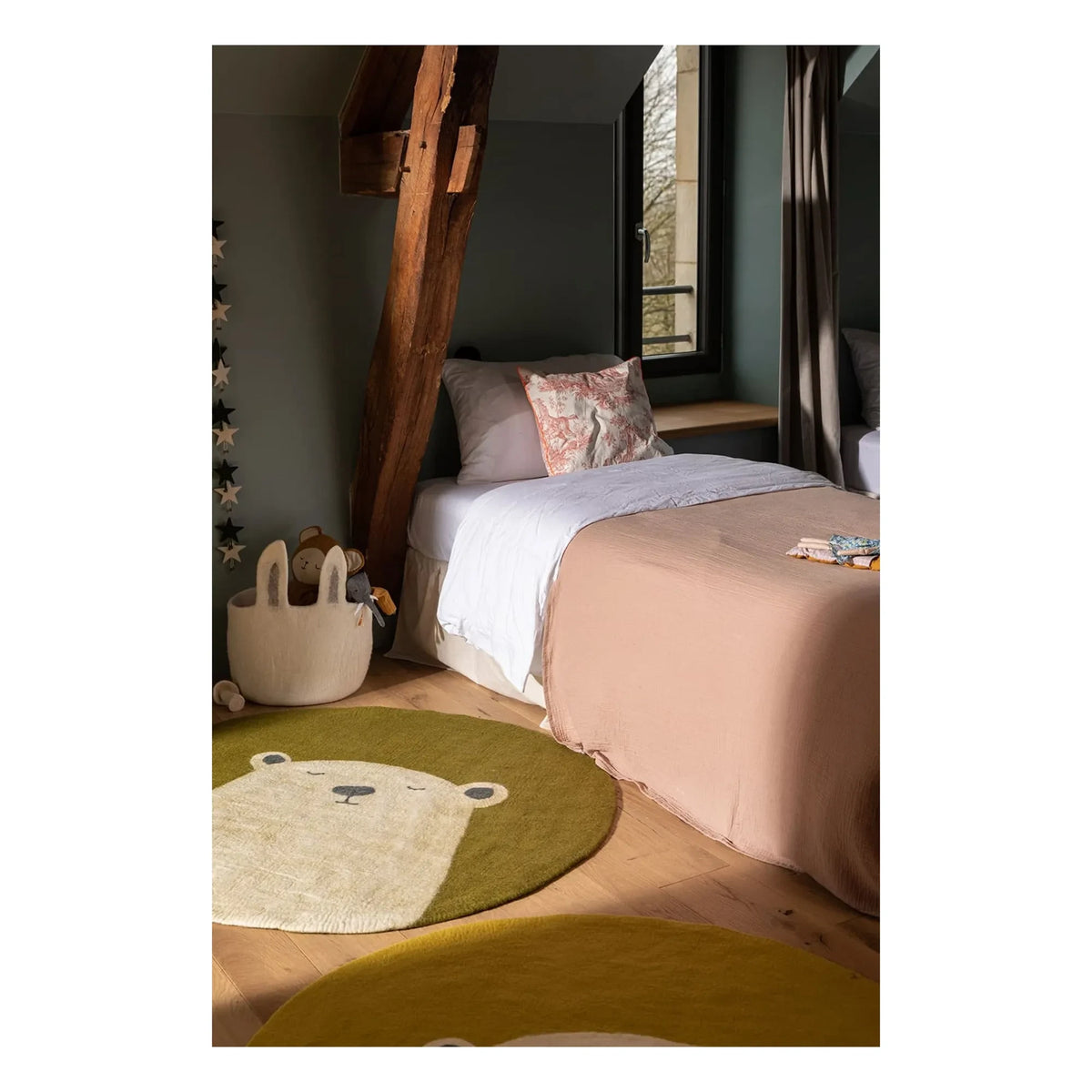 Muskhane - Felt Pasu Grizzly Rug | Green