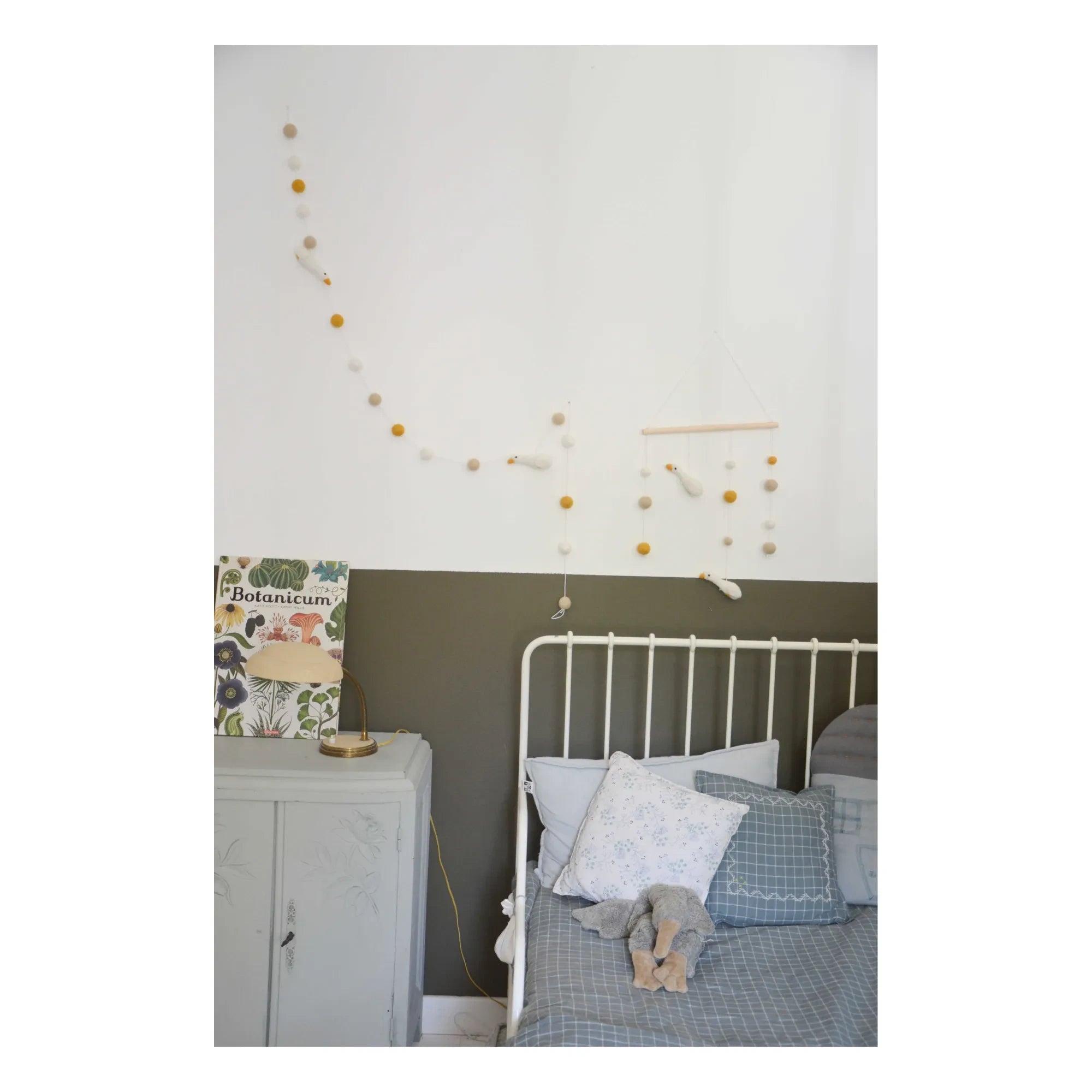 Calm - Goose Wall Mobile | White