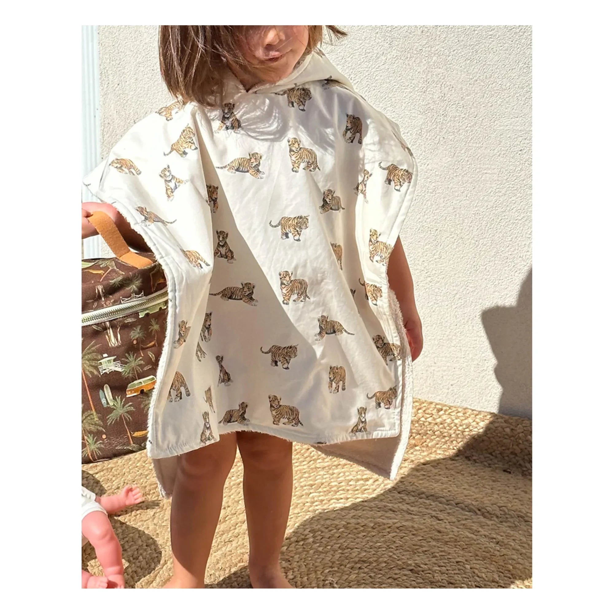 Milinane - Teo Bath Cape | White