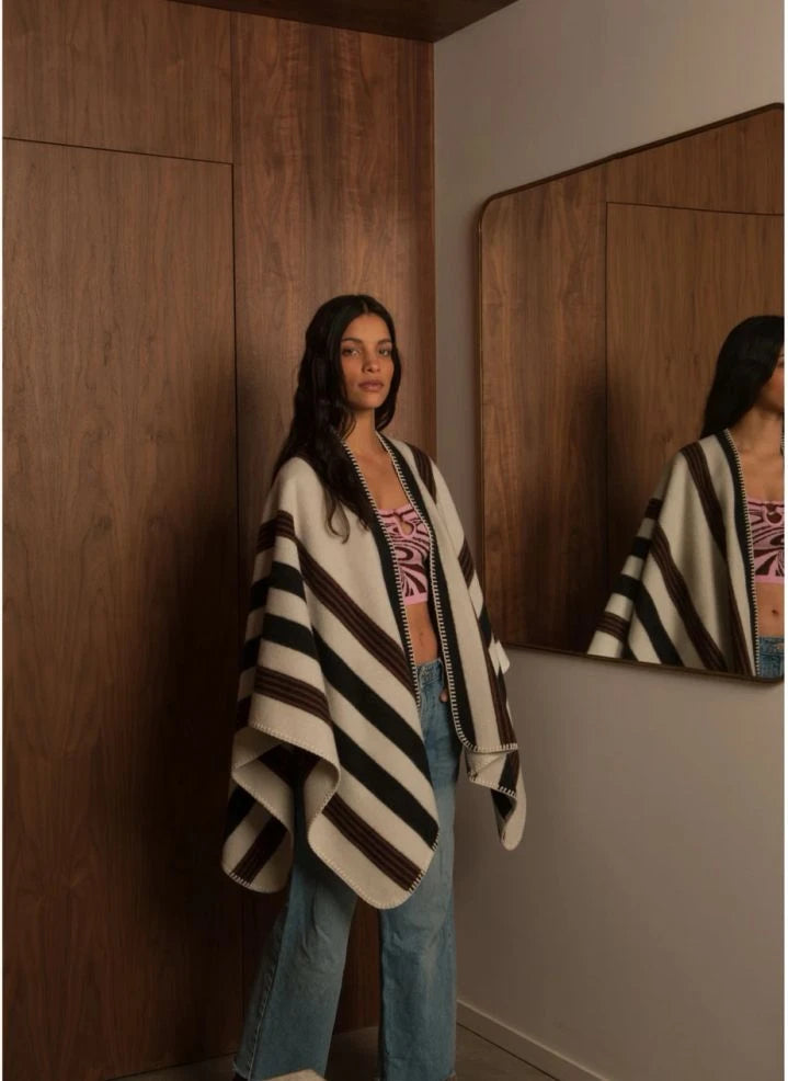 La Méricaine - Blackfeet Recycled Wool Cape | Ecru