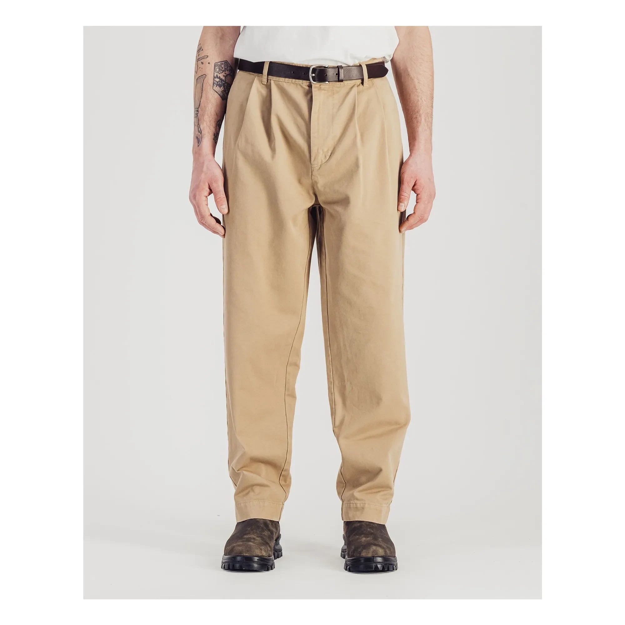 Parages - Double Pleated Twill Trousers | Beige