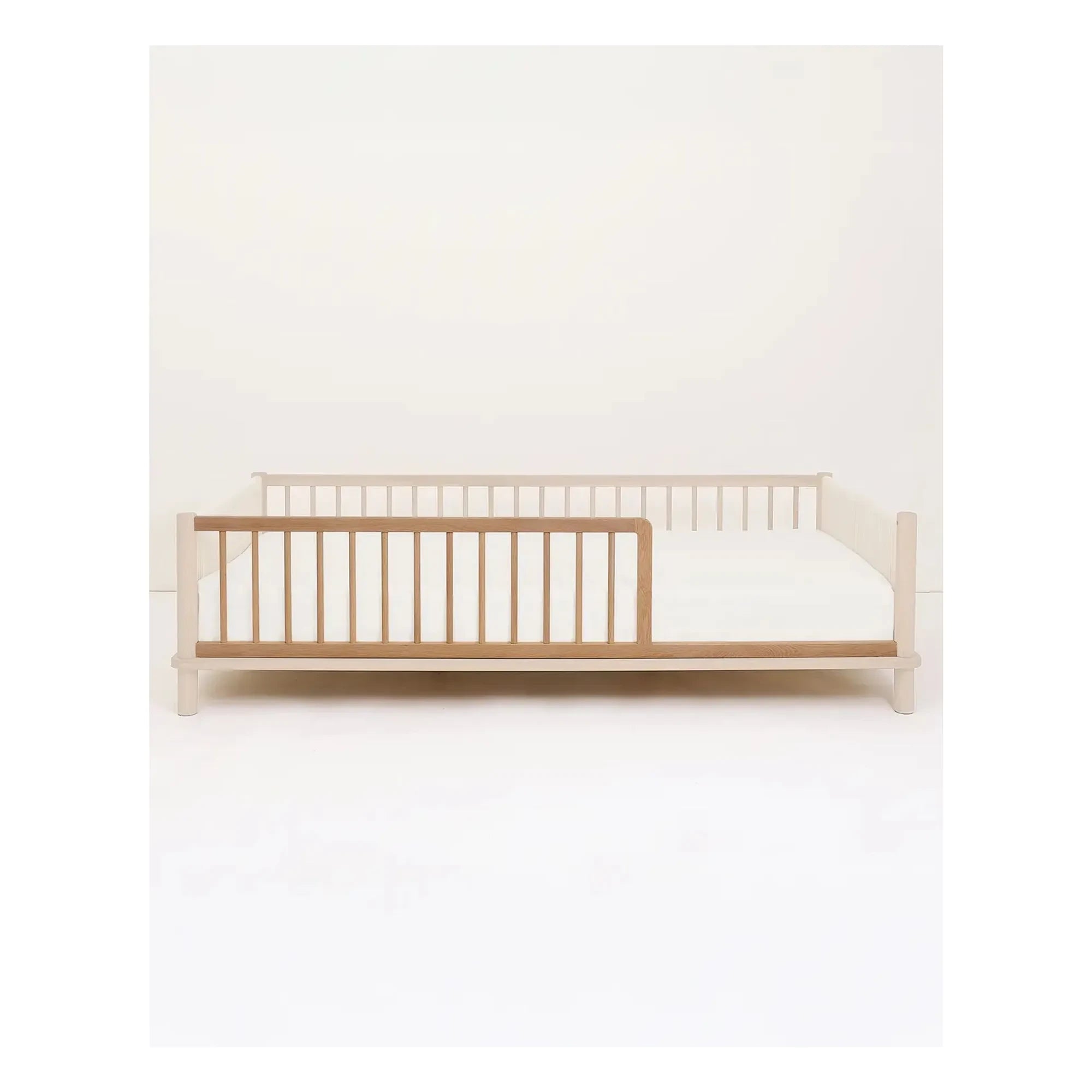 Nobodinoz - Latitude Bed Guard Rail | Oak