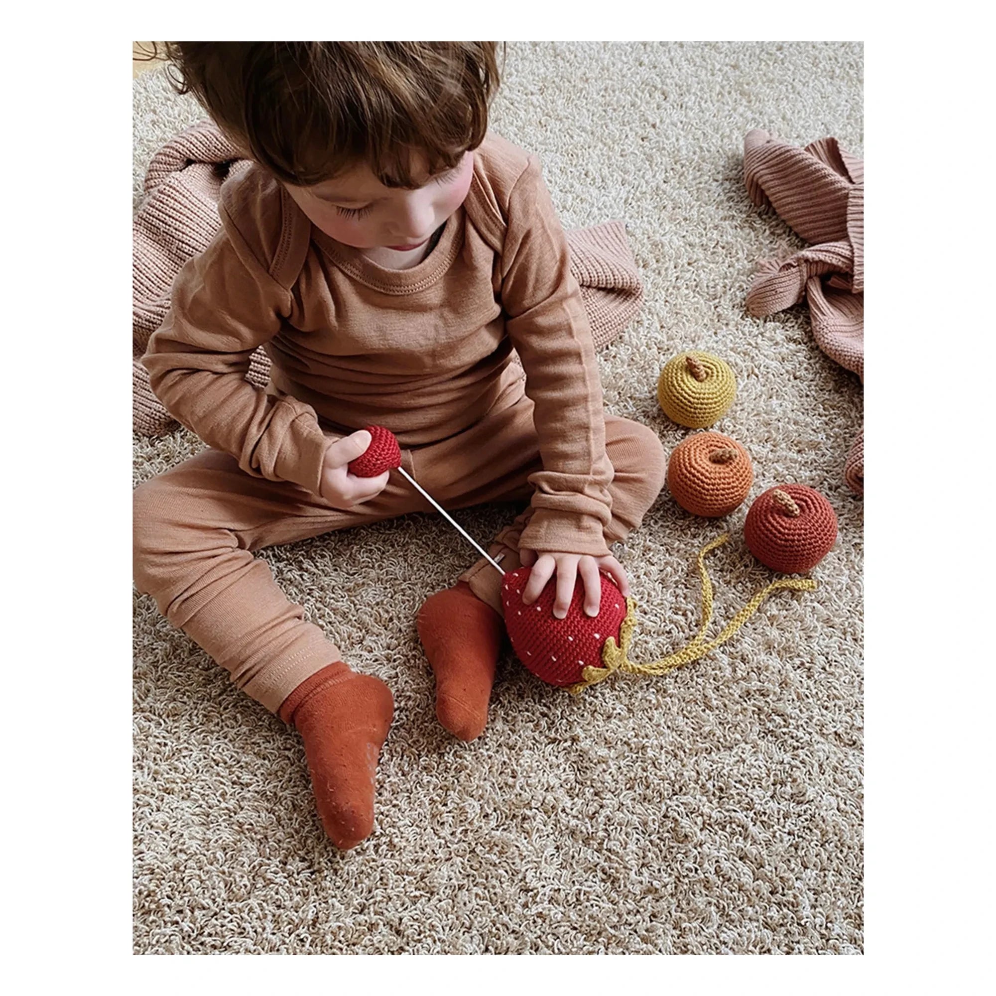 Patti Oslo - Strawberry musical mobile | Red