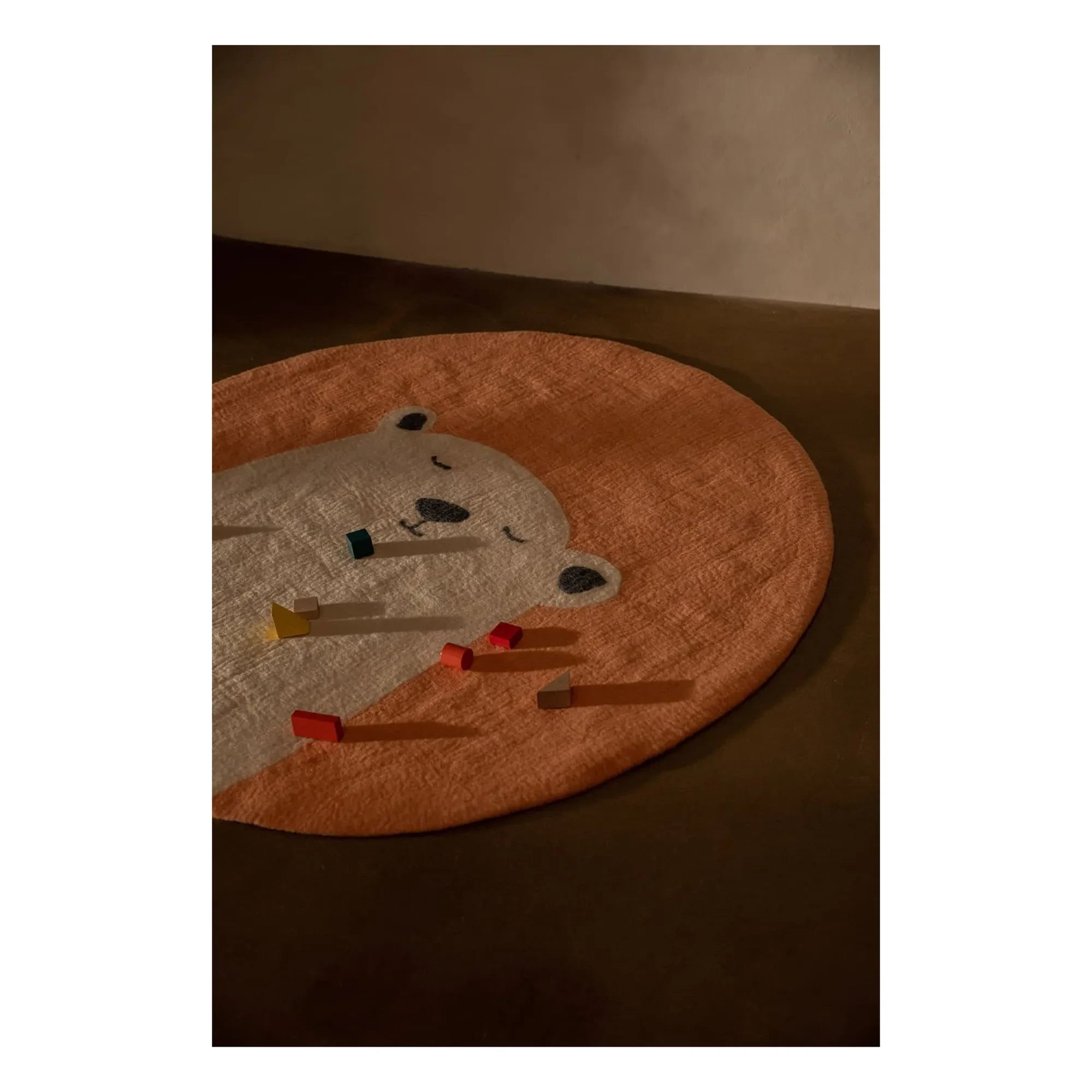 Muskhane - Felt Pasu Grizzly Rug | Caramel
