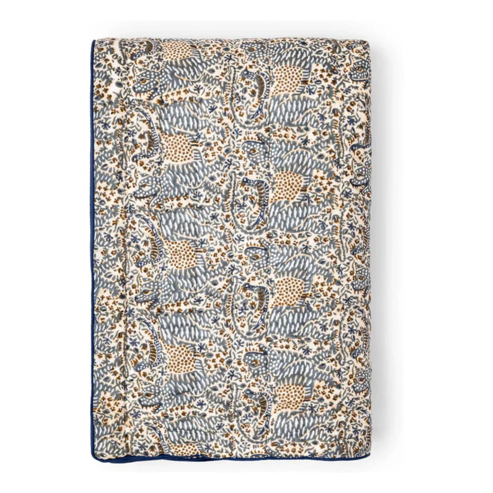 Le Monde Sauvage - Cosmique London Quilted Bedspread | Blue