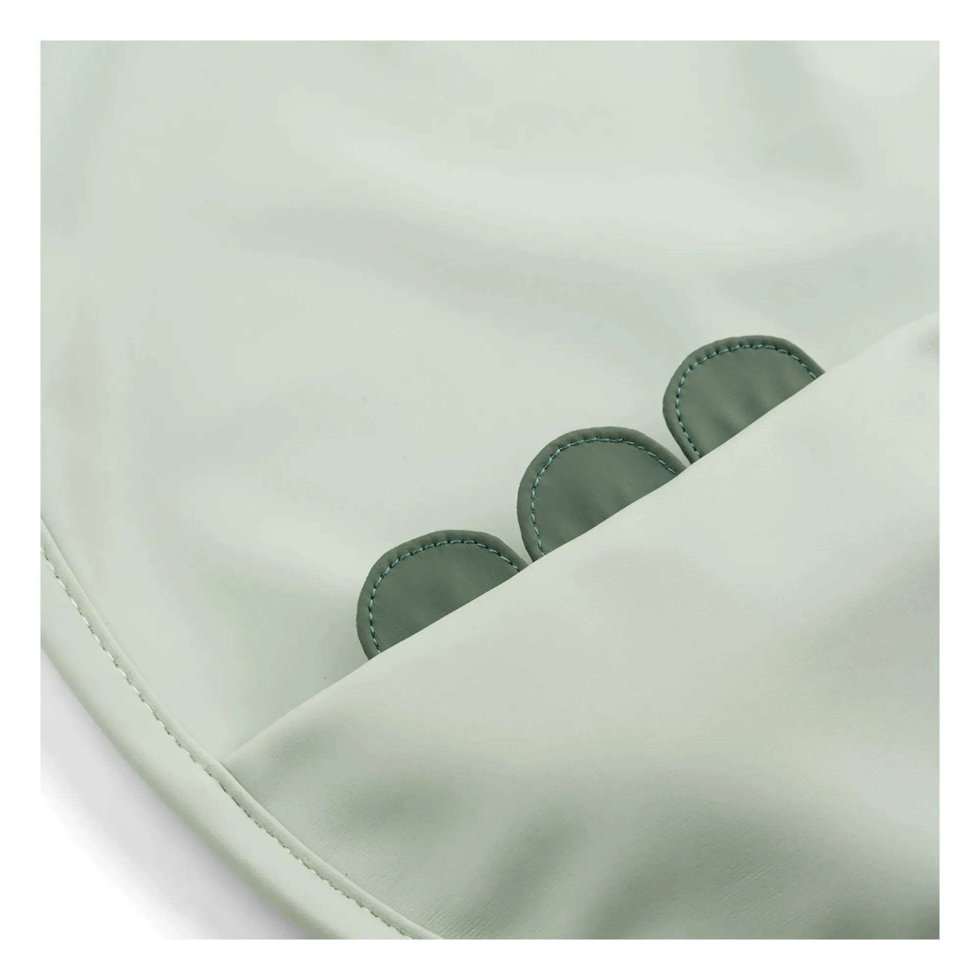 Done by Deer - Croco Elastic Bib | Green