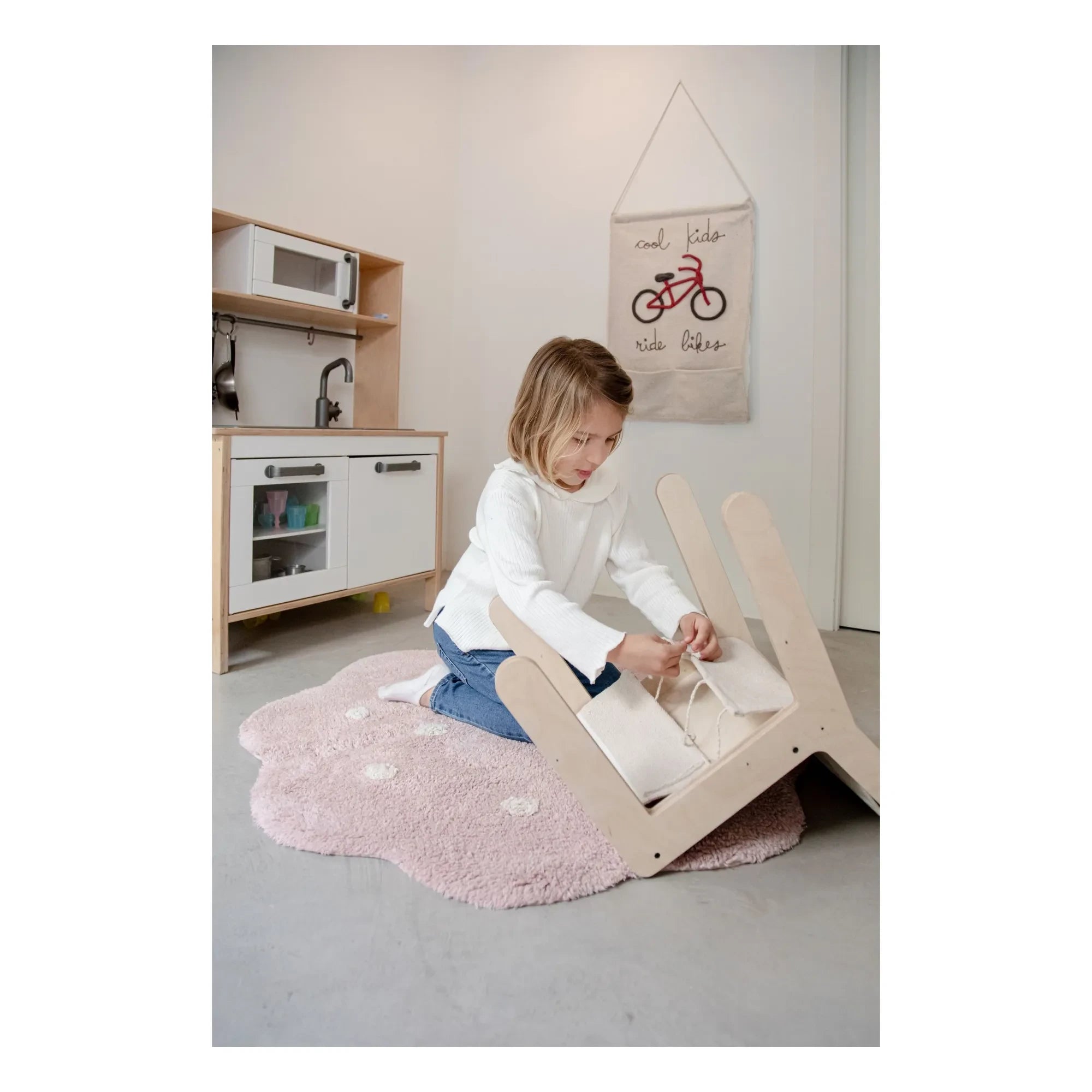 Lorena Canals - Cool Kids duvar dekoru