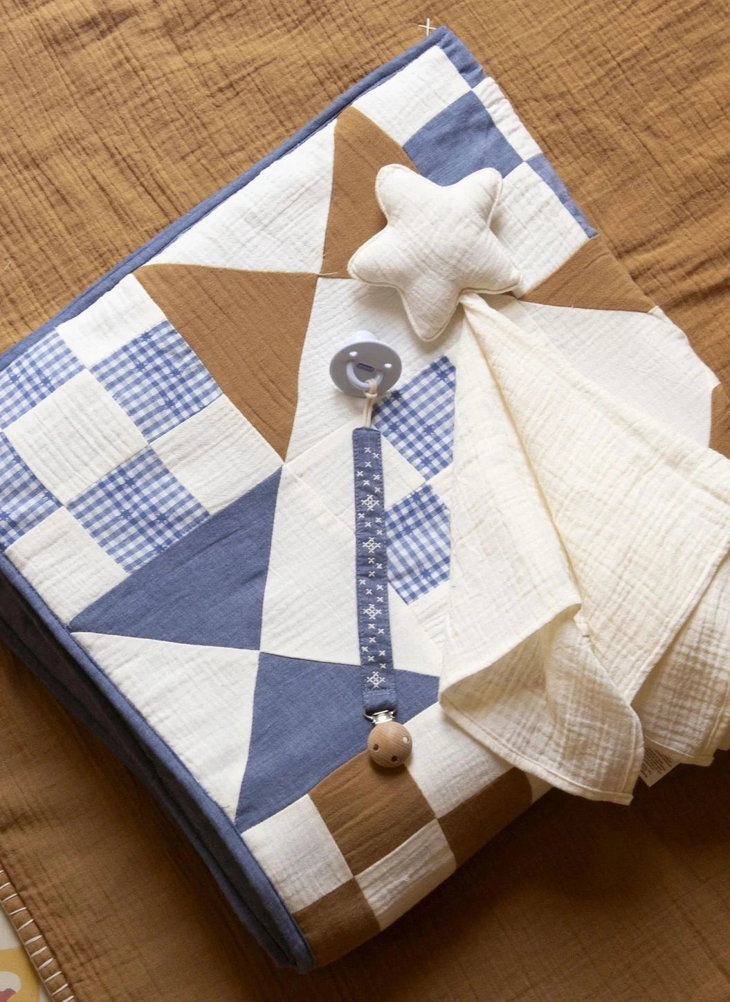 Editions Aimable - Daphne Star Soft Toy | Ivory Gauze Fabric