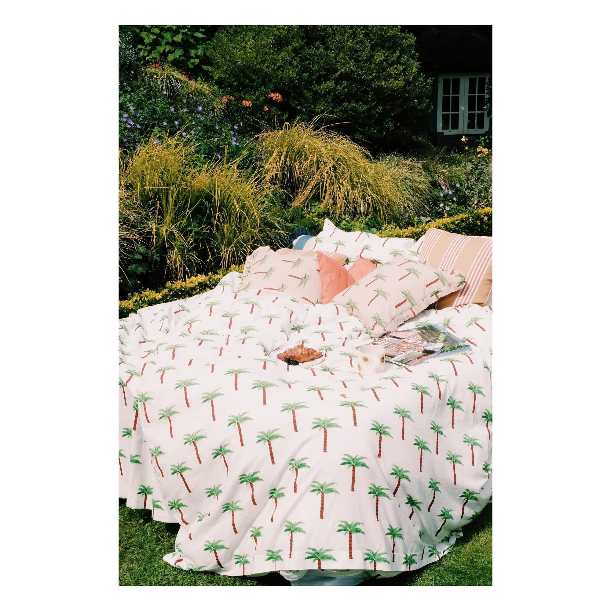 Anna + Nina - Les Palmiers Pillow | Brown