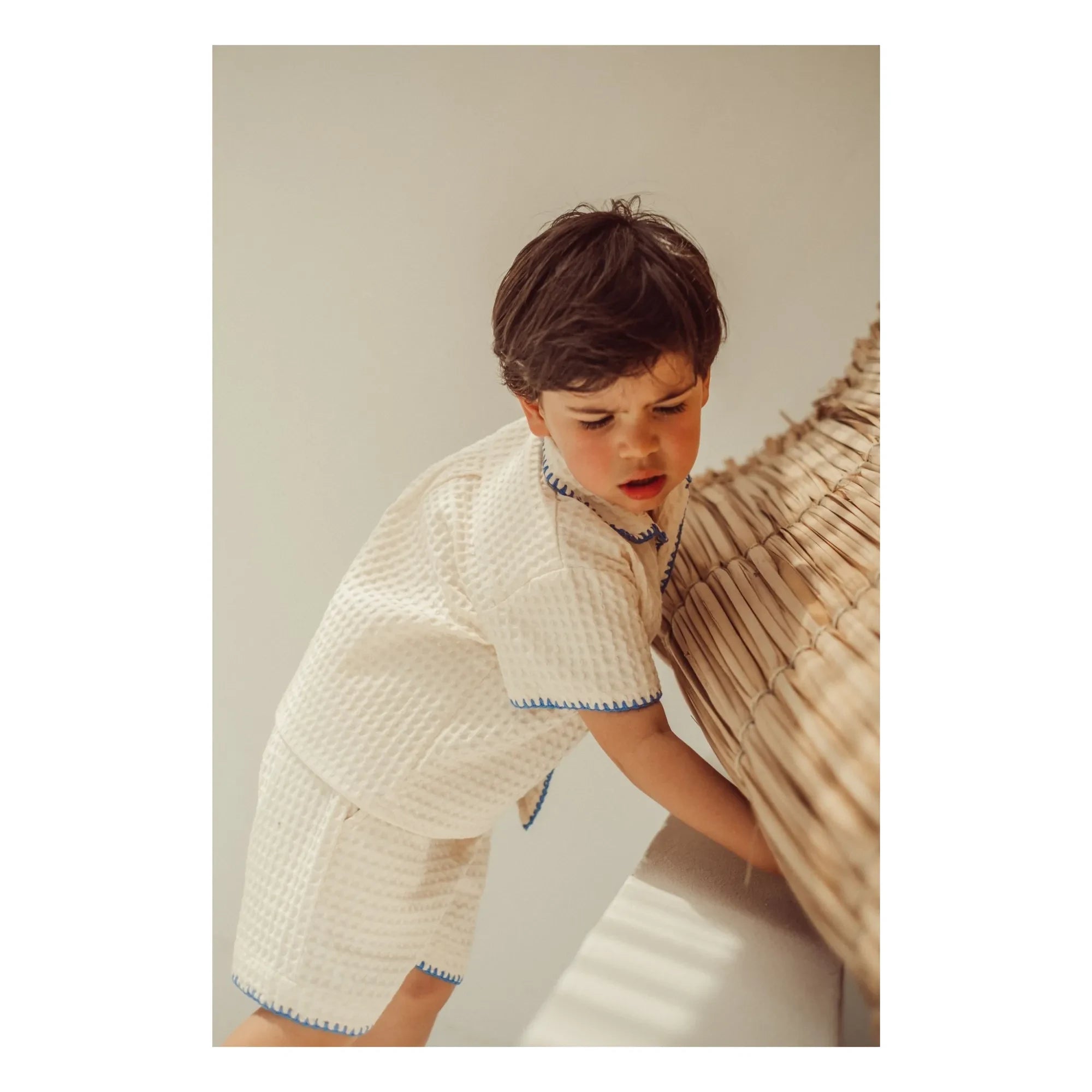 THE LiTTLE POETS - Short Álvaro Gauffré | Ivory