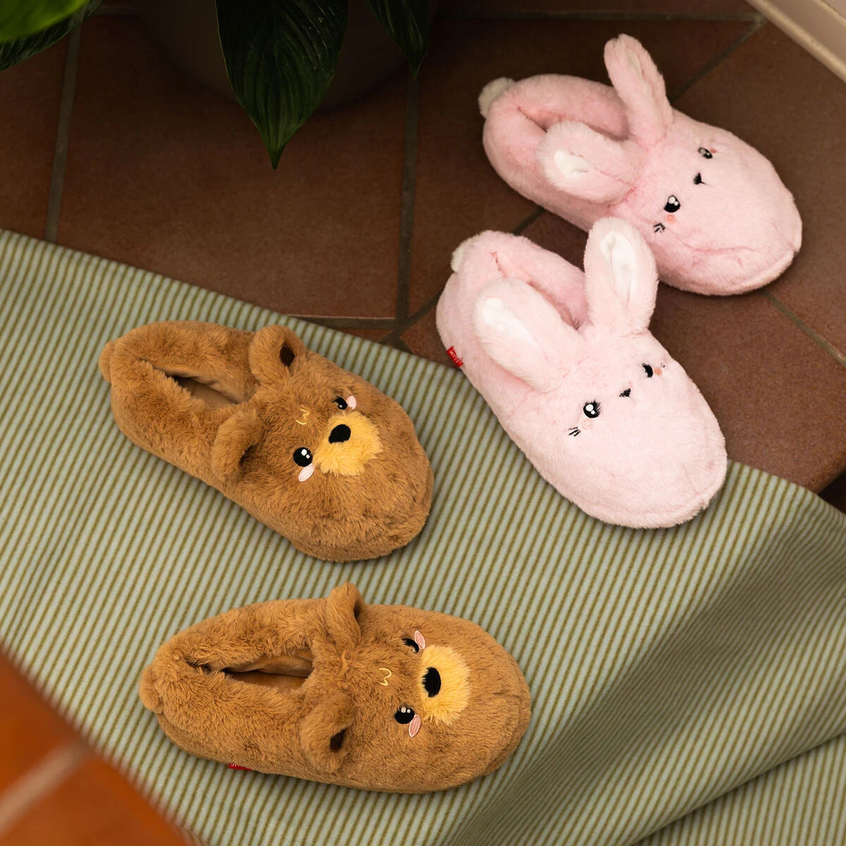 Legami - Slippers - Rabbit Medium - Cosy Slippers
