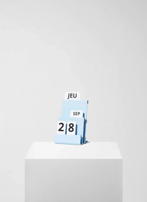 Warren & Laëtitia - Joe's Perpetual Calendar | Light Blue
