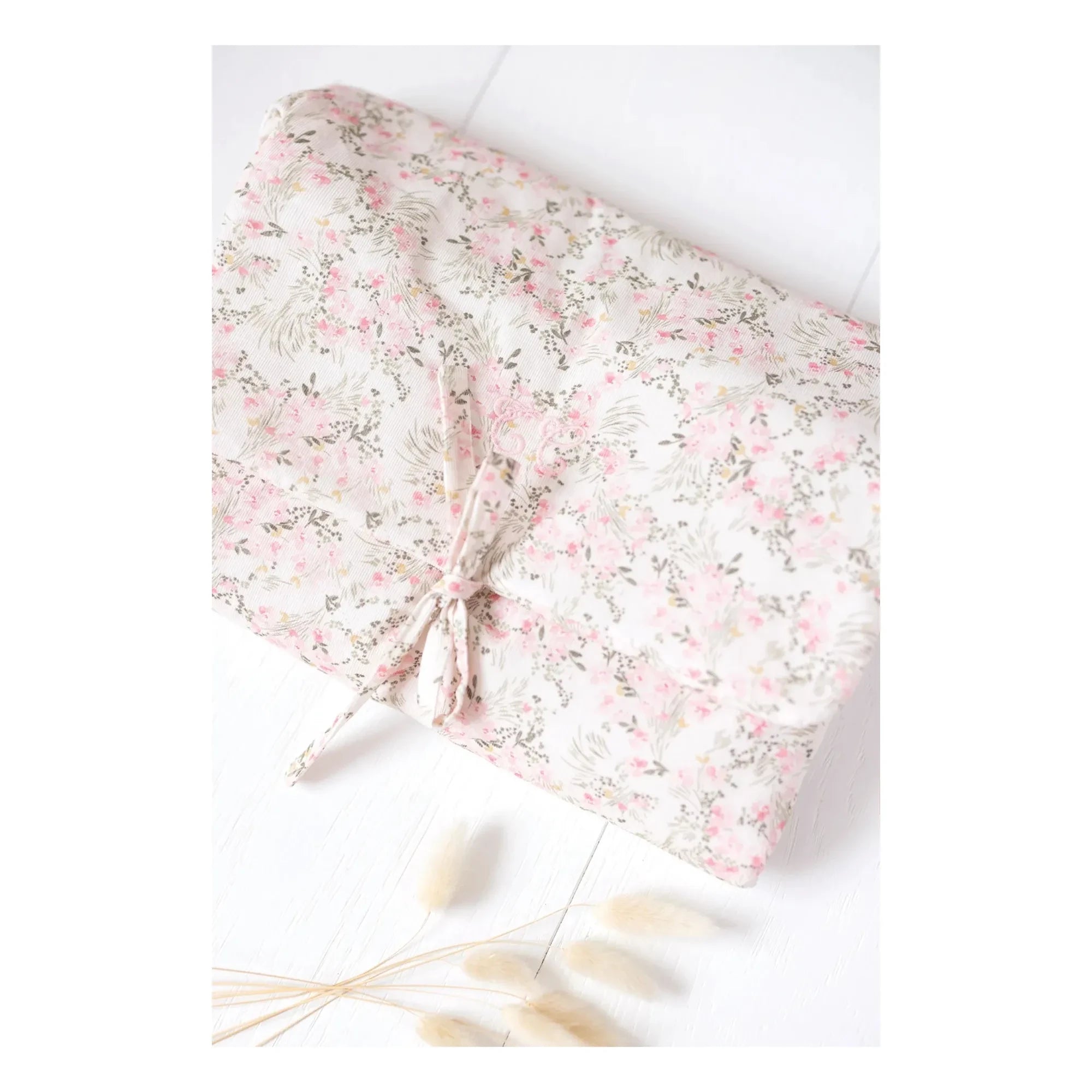 Tartine et Chocolat - Jardin Hivernal travel changing mat | Pink