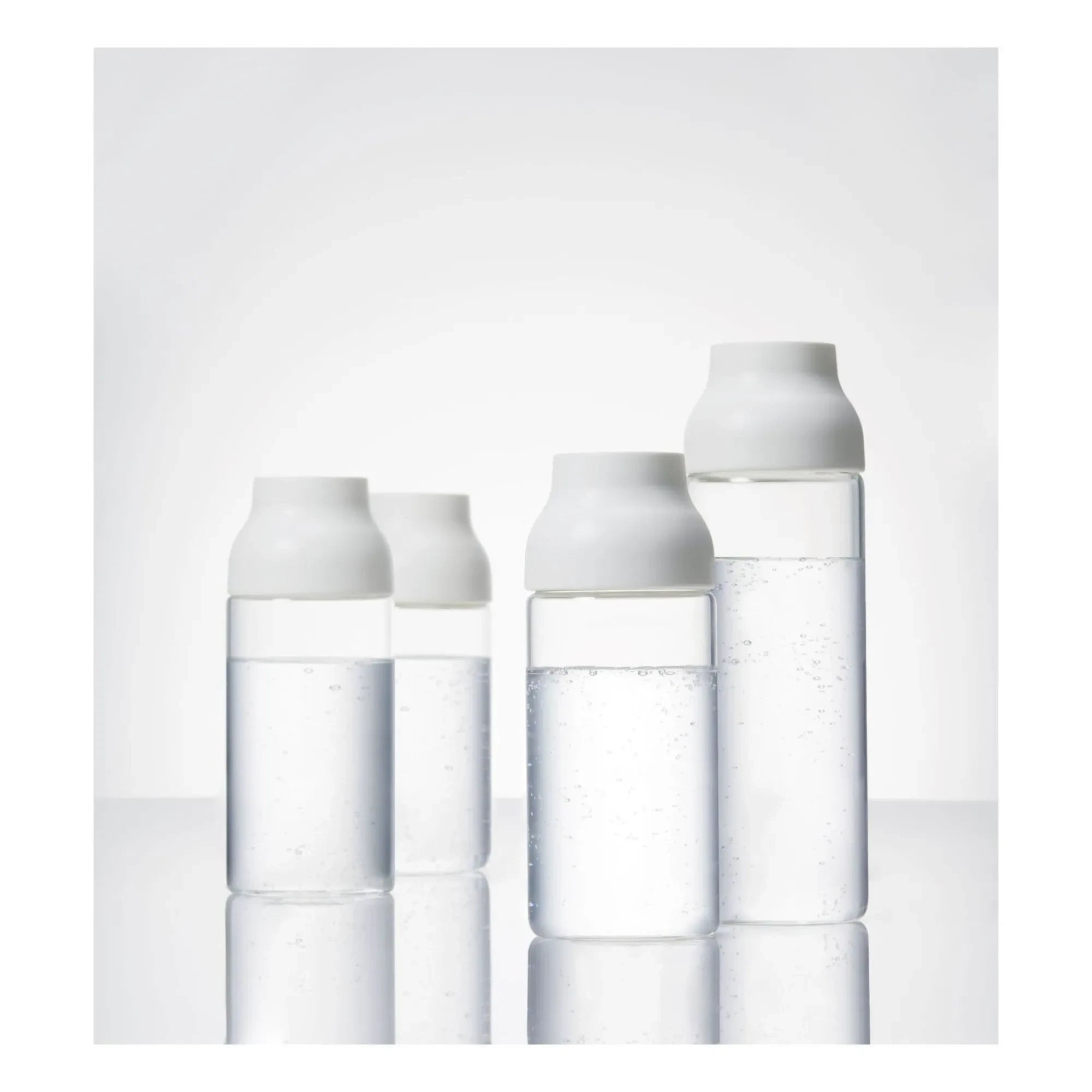 Kinto - Capsule Glass Carafe - 1L | White