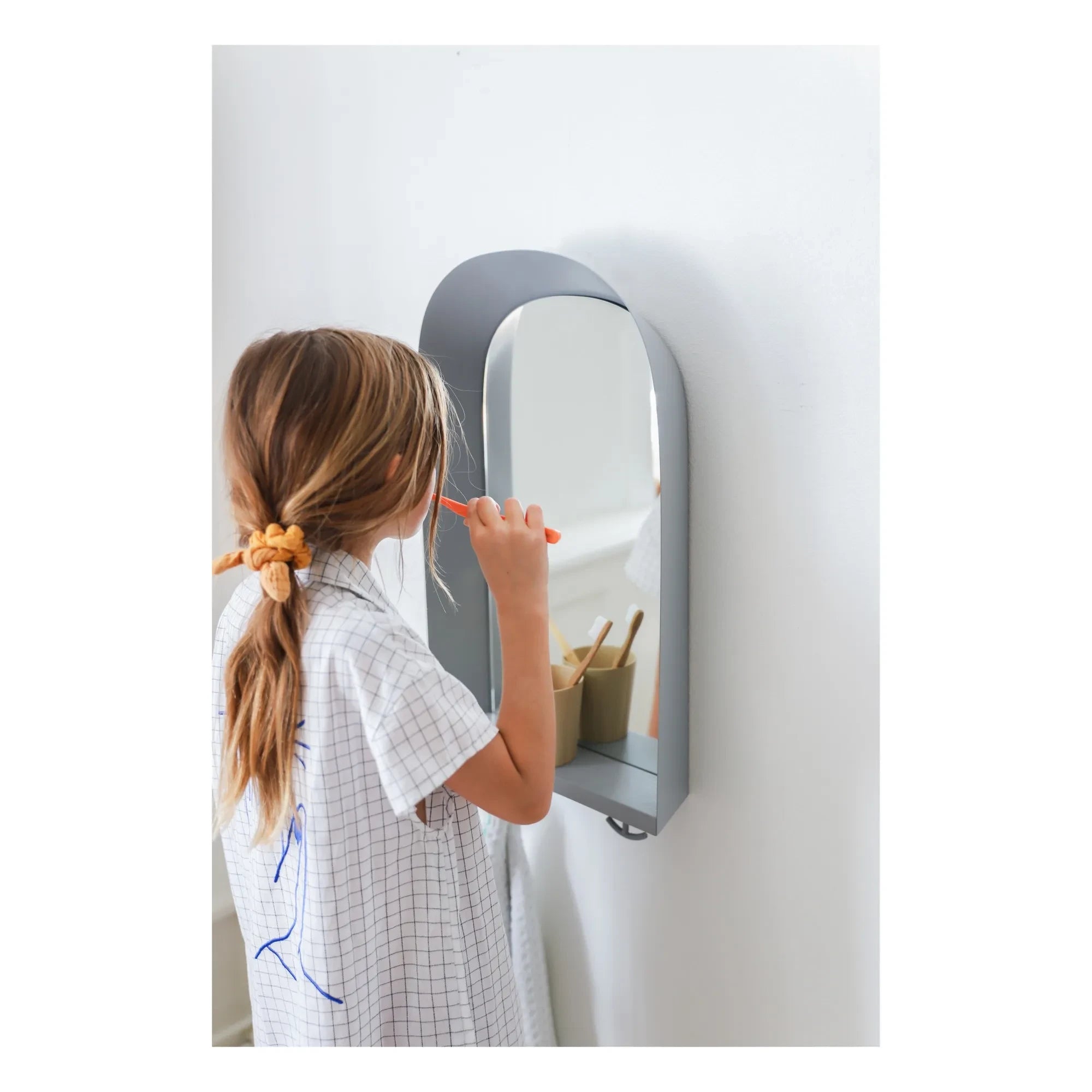 Nofred - Mirror Door | Gray
