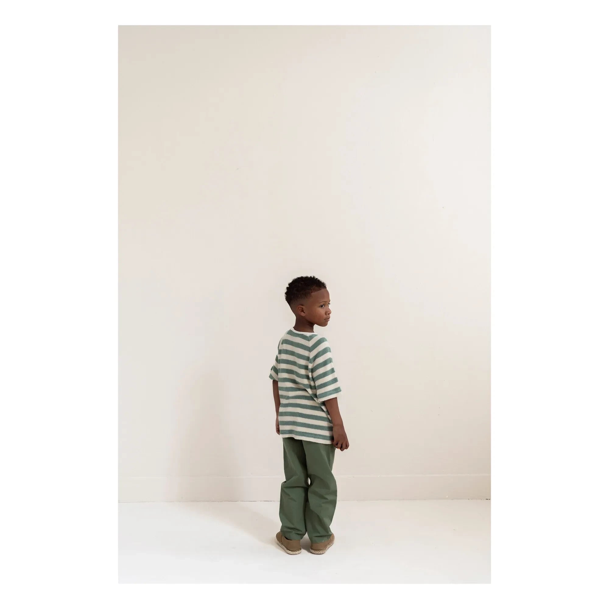 Jenest - Relaxed Organic Cotton Chino Pants | Khaki