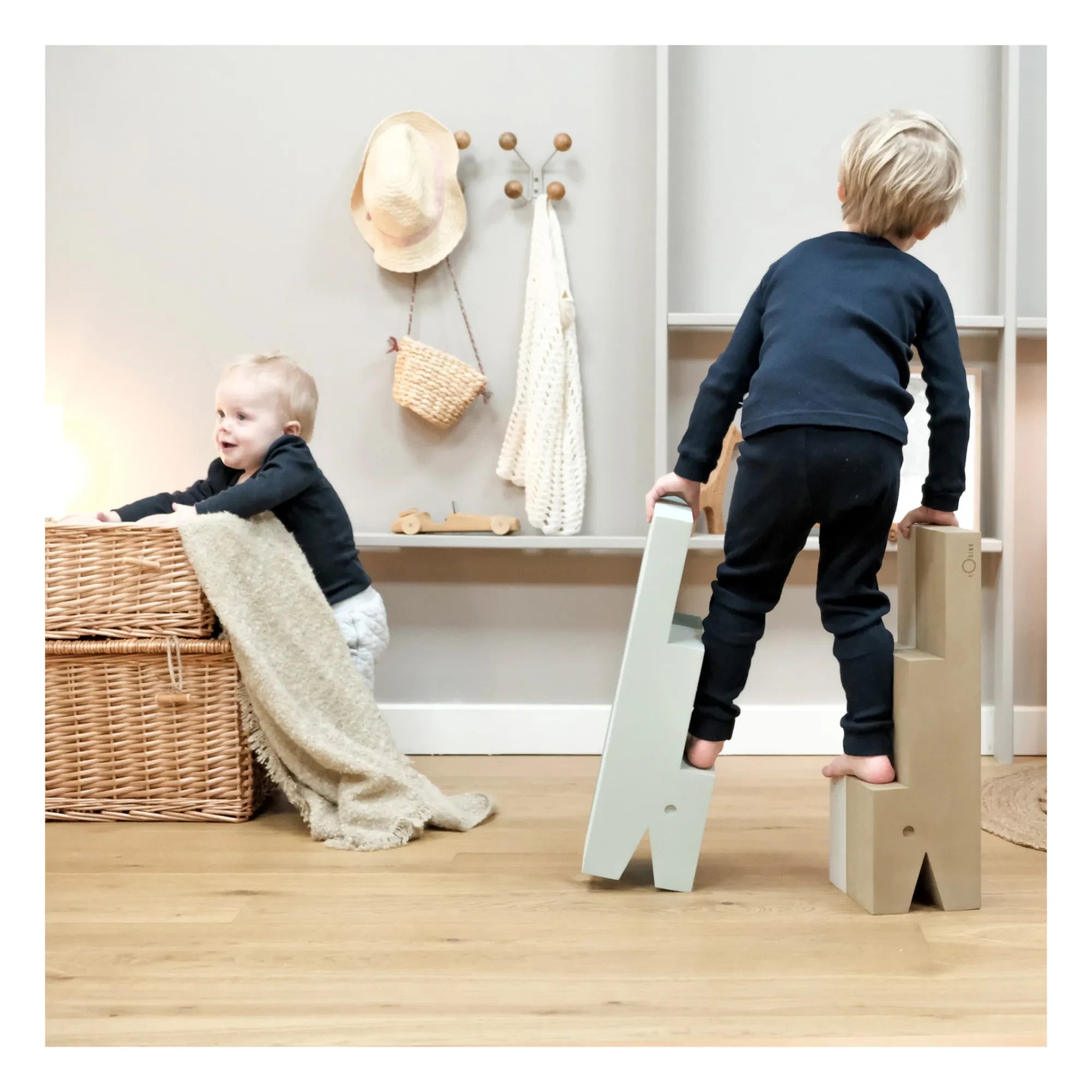 BObles - Crocodile EVA Climbing Furniture | Green