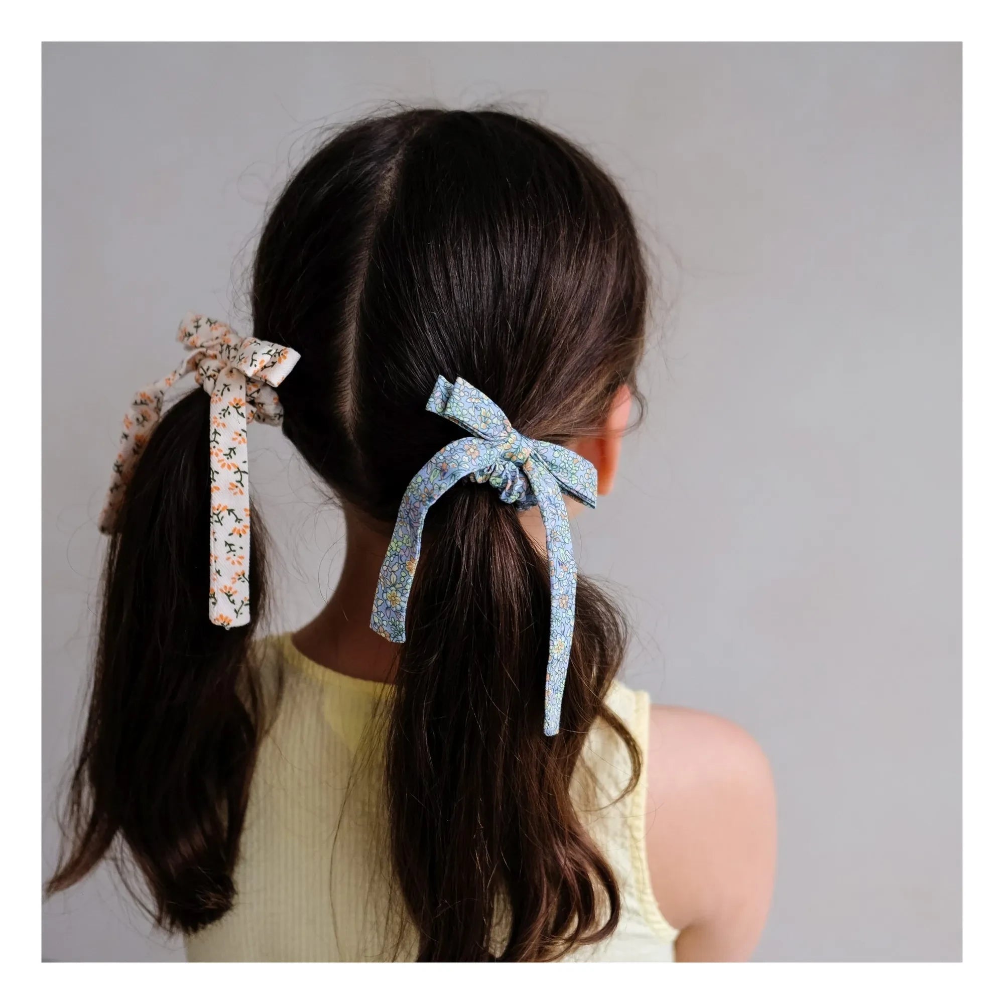 Mimi & Lula - Pack of 4 Floral Knot Hair Clips | Ecru