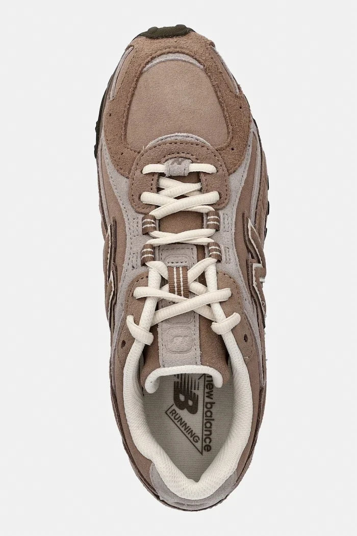 New Balance 204 Kadın Süet Sneaker