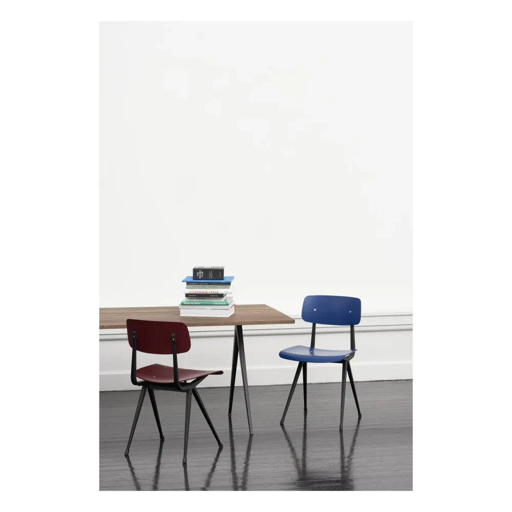 Hay - Result Colored Oak Chair - Friso Kramer & Wim Rietveld Reprint | Burgundy