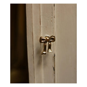 Doing Goods - Bowie Bow Brass Door Handle | Gold