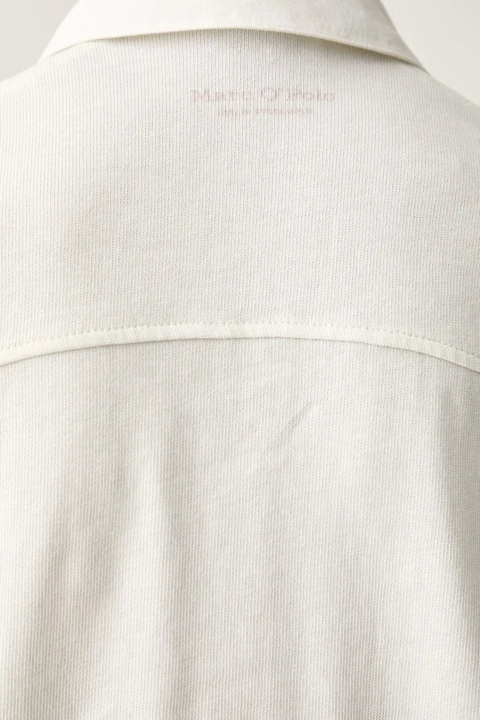 Marc O'Polo pamuklu yakalı kadın tişörtü