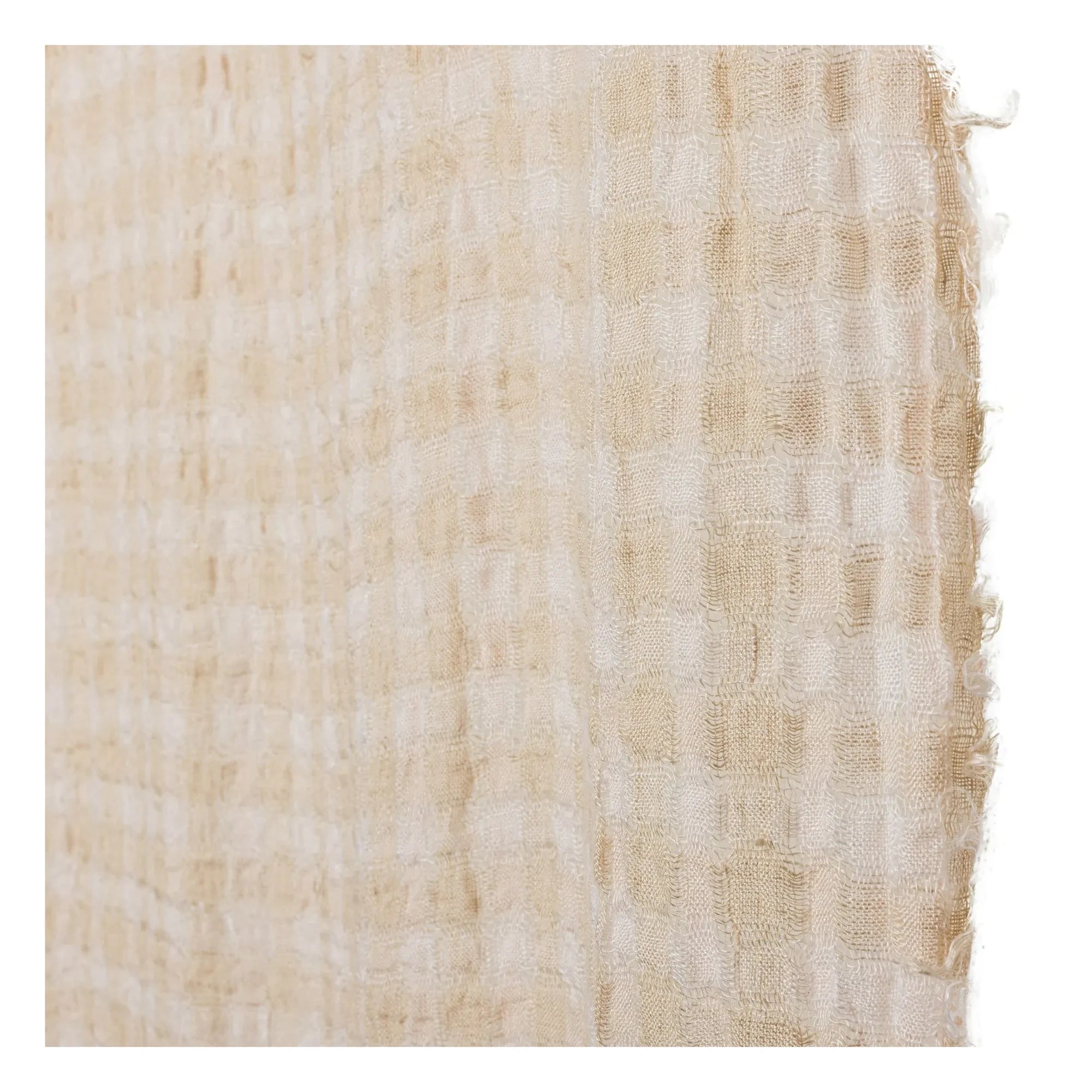 Le Monde Sauvage - Harmattan Miami Curtain | Pink