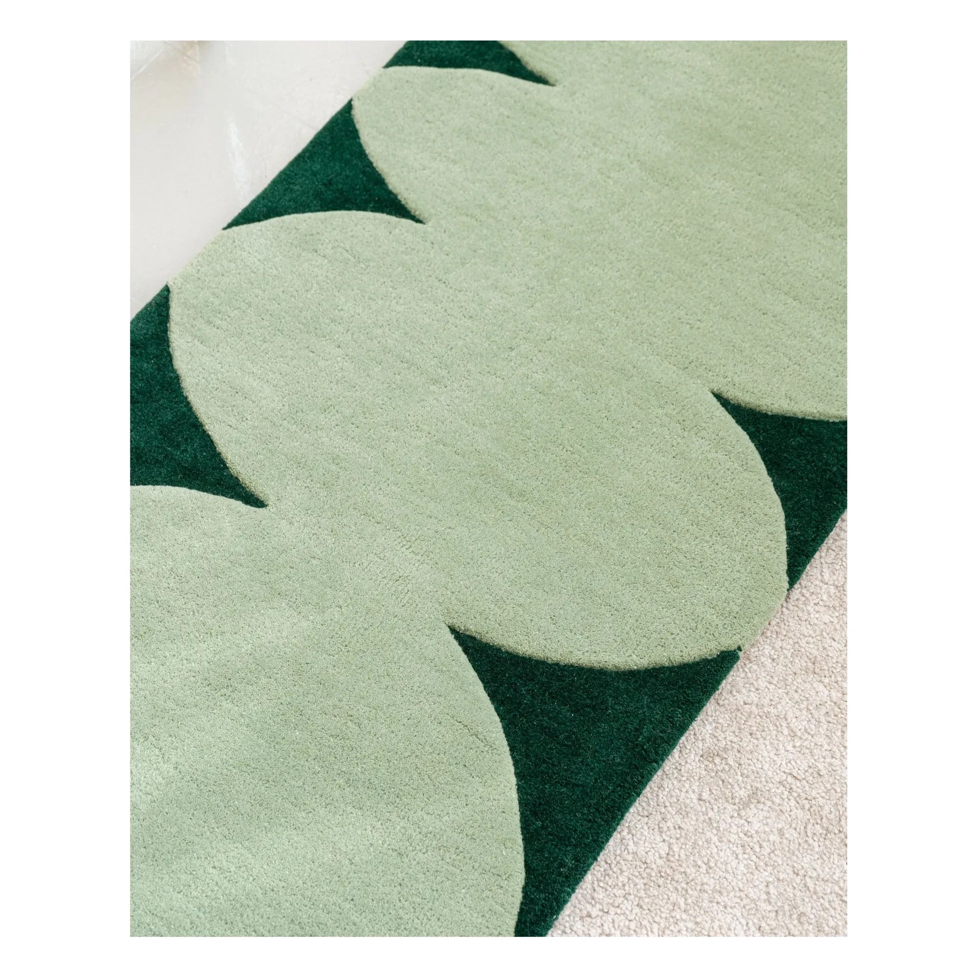 Tarta Gelatina - Jumping Wool Rug | Green