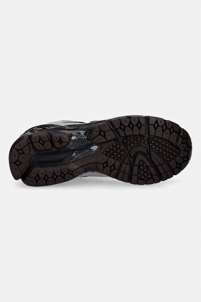 New Balance 1906 Sneakers