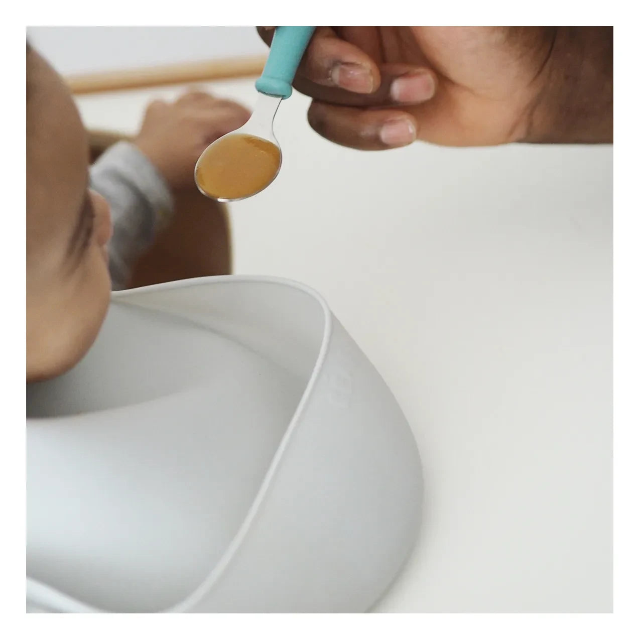 Béaba - Silicone Baby Bib | Light Blue