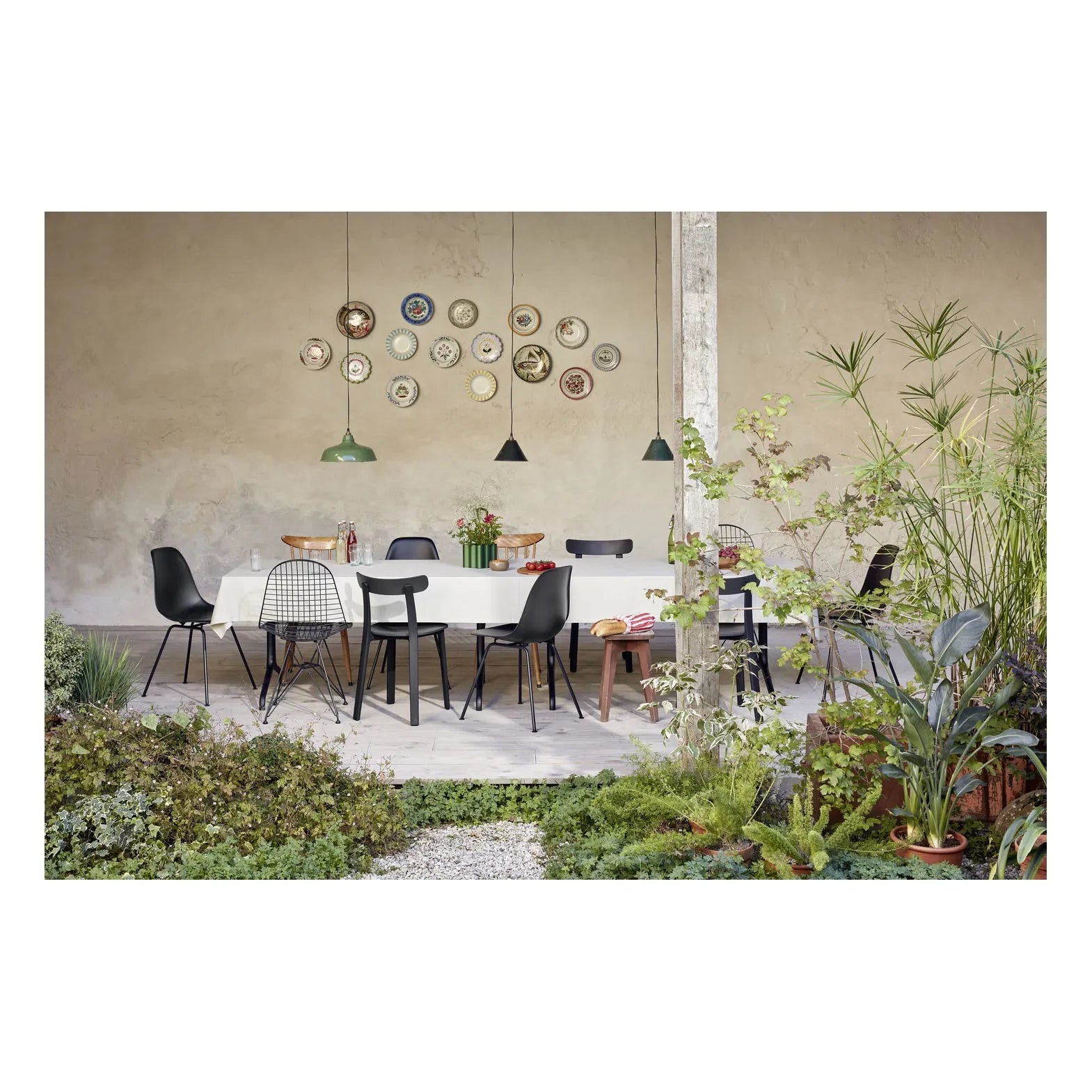 Vitra - Charles & Ray Eames Tasarımı DKR Tel Sandalye | Basic Dark