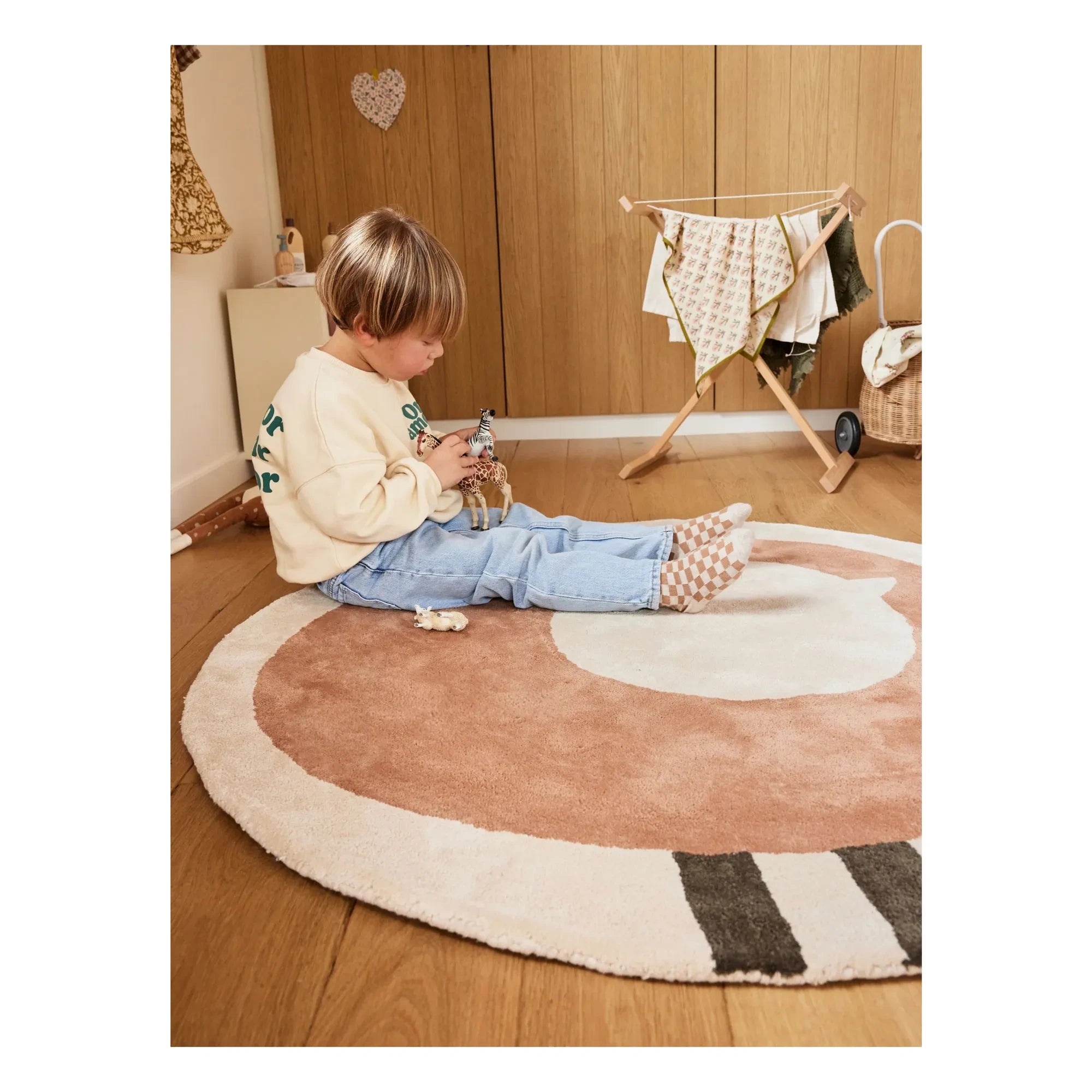 Bleuu-studio - Round Sheep Rug | Brown